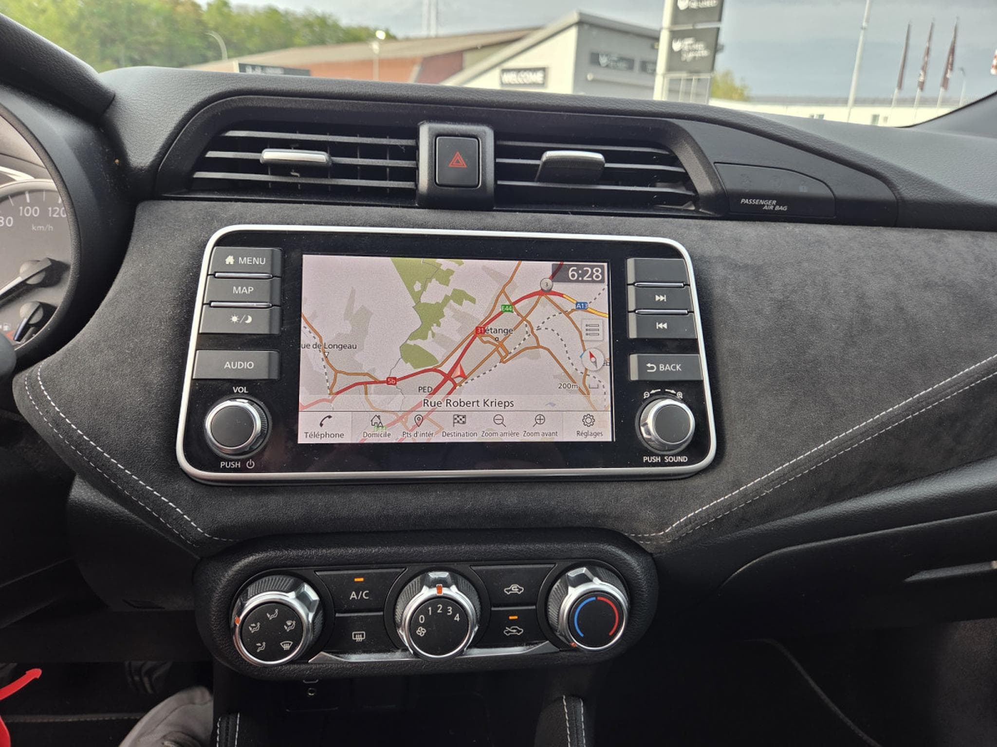 Nissan Micra N-SPORT (2021) - Photo 14