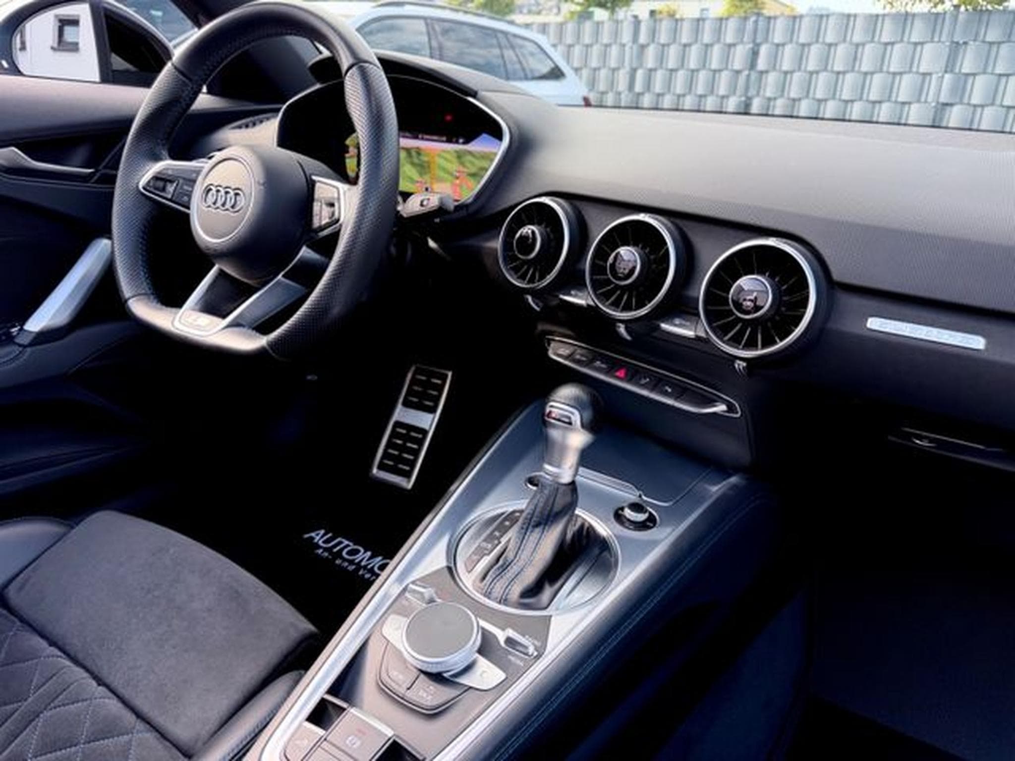 Audi TT TT Roadster 45 TFSI quattro S line competition (2020) - Photo 11