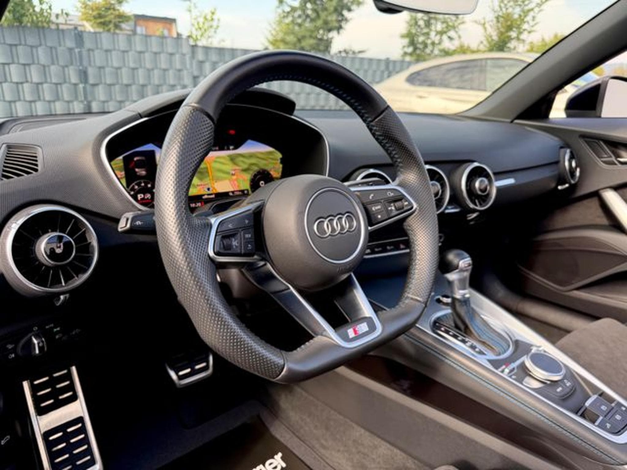 Audi TT TT Roadster 45 TFSI quattro S line competition (2020) - Photo 10