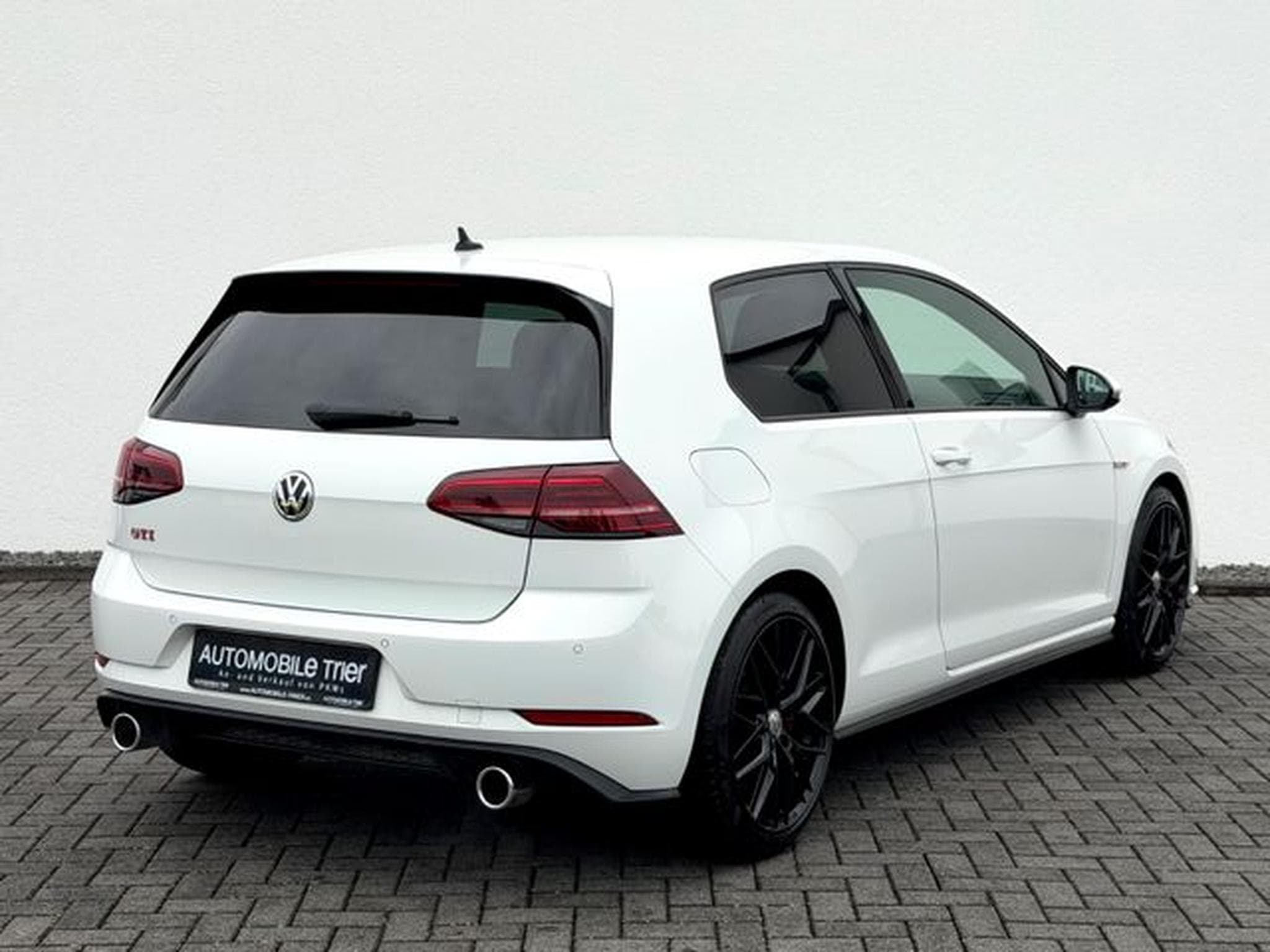 VW Golf Golf 7 Lim. GTI Performance /LED/CAM/CARPLAY/ (2019) - Photo 5