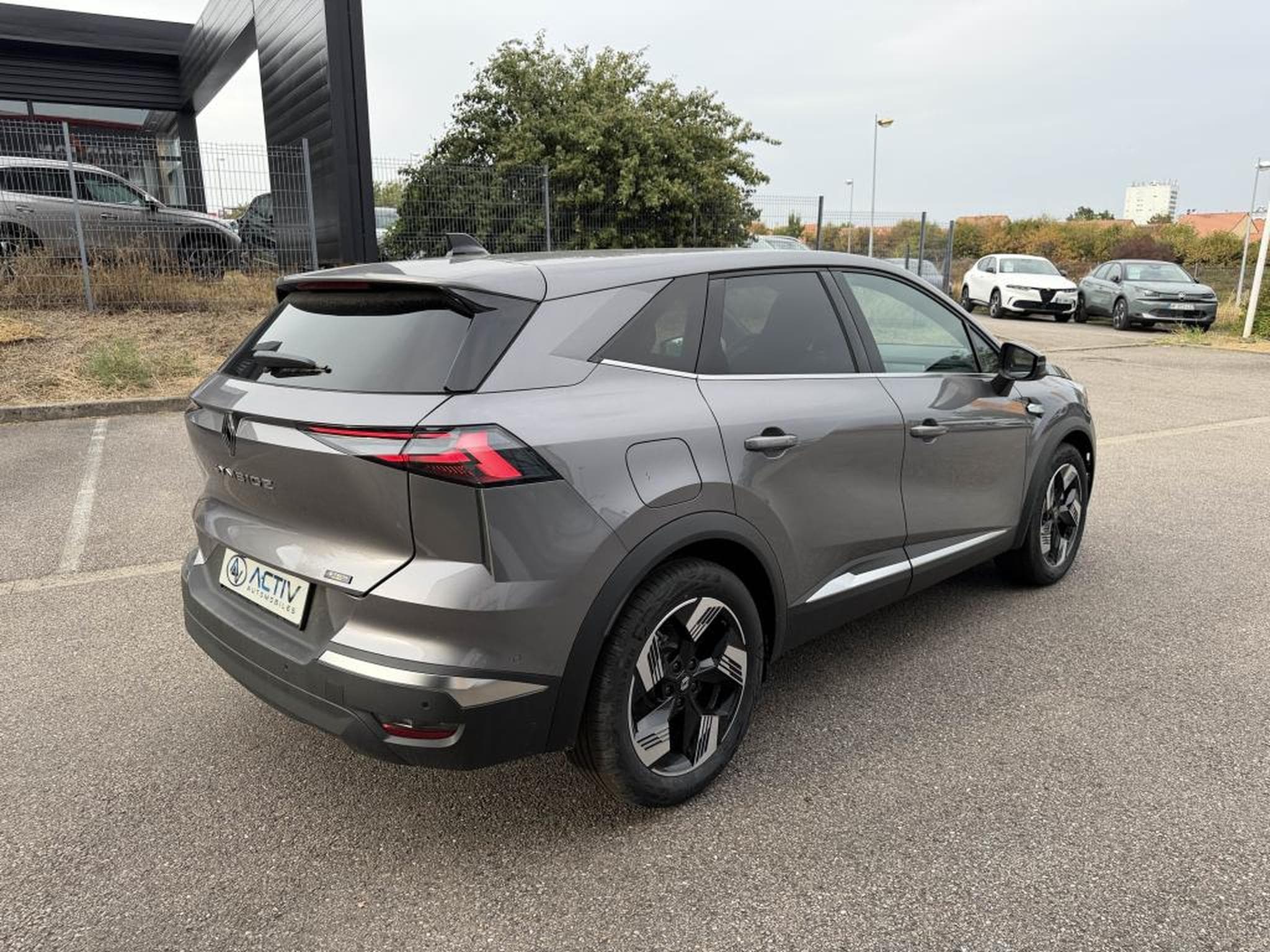 Renault SYMBIOZ 1.8 E-TECH FULL HYBRID 160 TECHNO (2026) - Photo 4