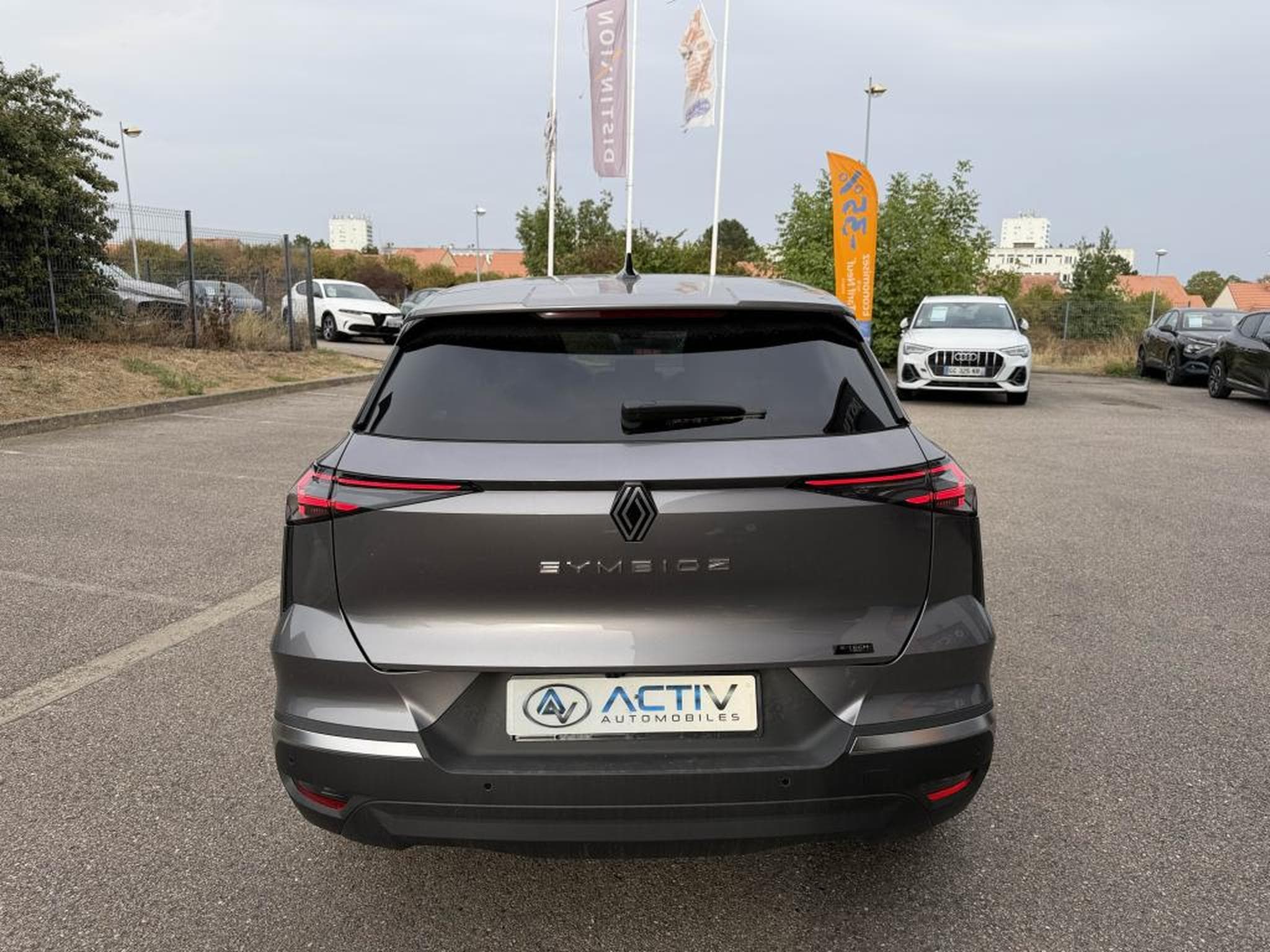 Renault SYMBIOZ 1.8 E-TECH FULL HYBRID 160 TECHNO (2026) - Photo 6
