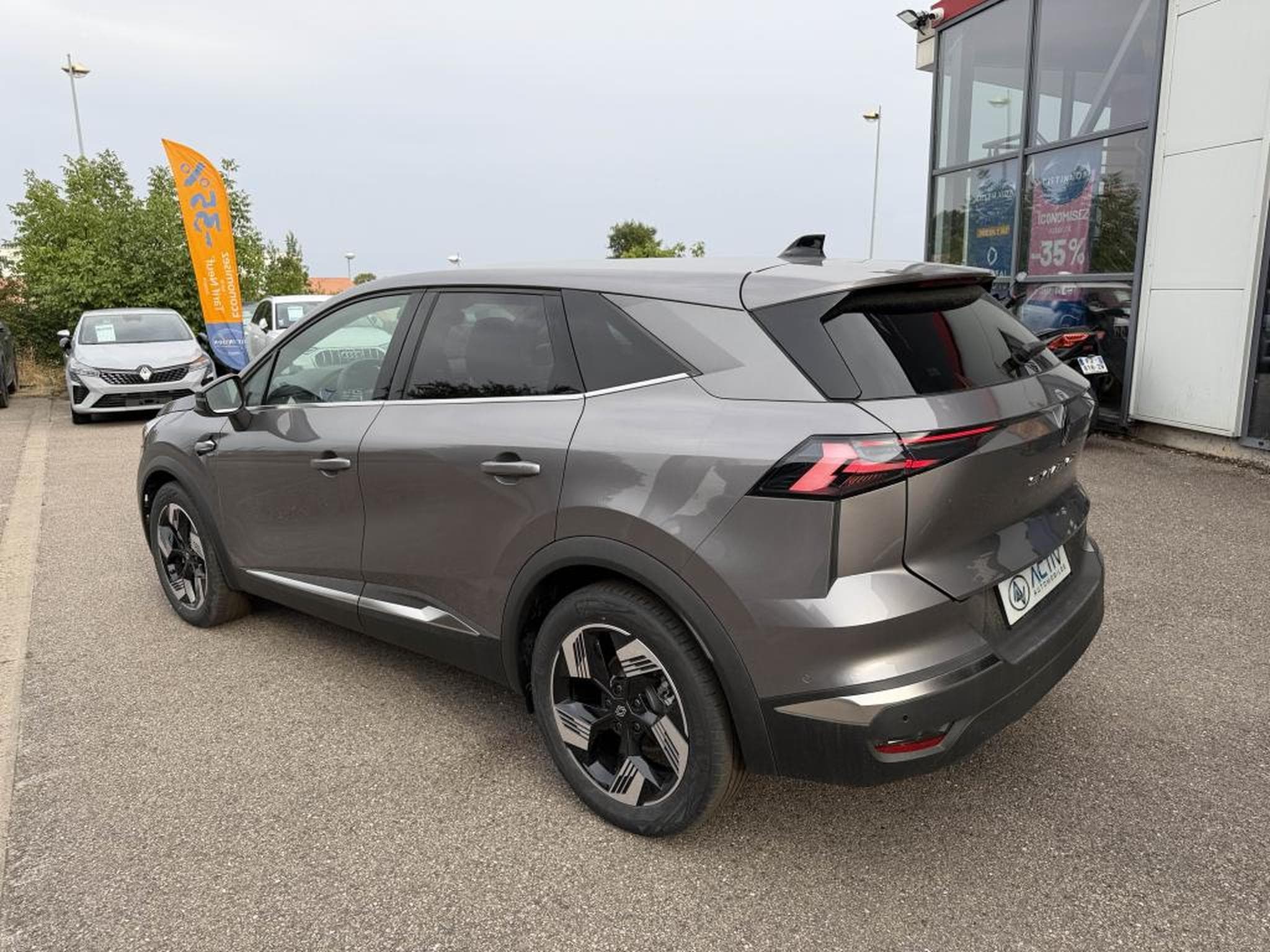 Renault SYMBIOZ 1.8 E-TECH FULL HYBRID 160 TECHNO (2026) - Photo 8