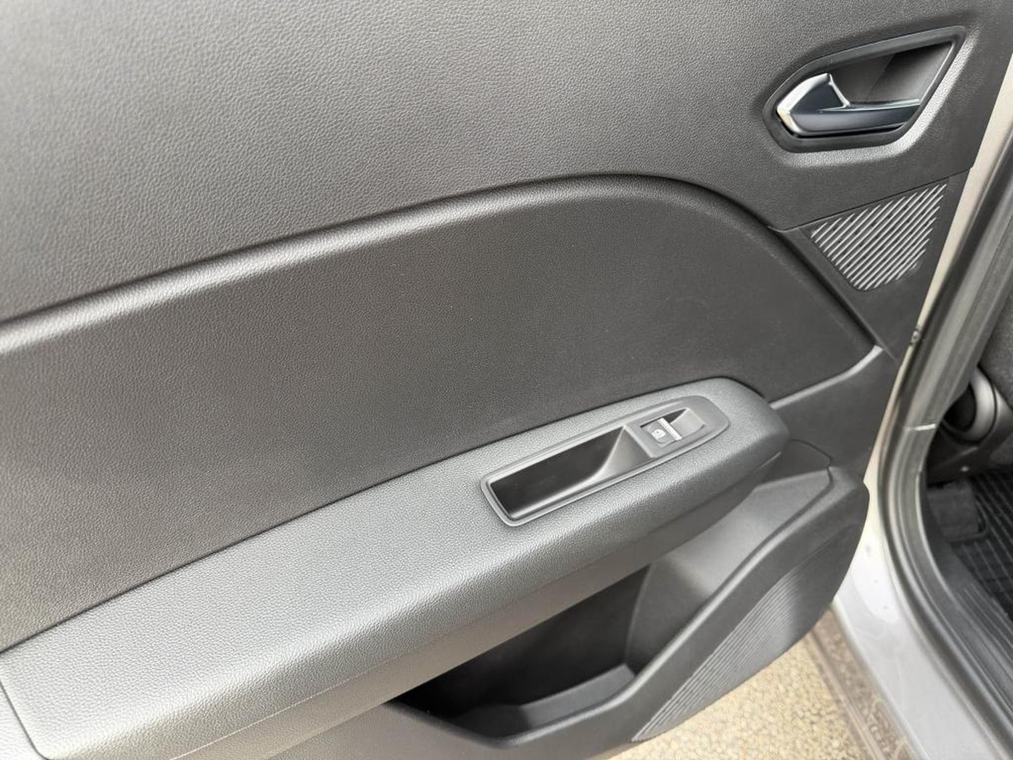 Renault SYMBIOZ 1.8 E-TECH FULL HYBRID 160 TECHNO (2026) - Photo 15
