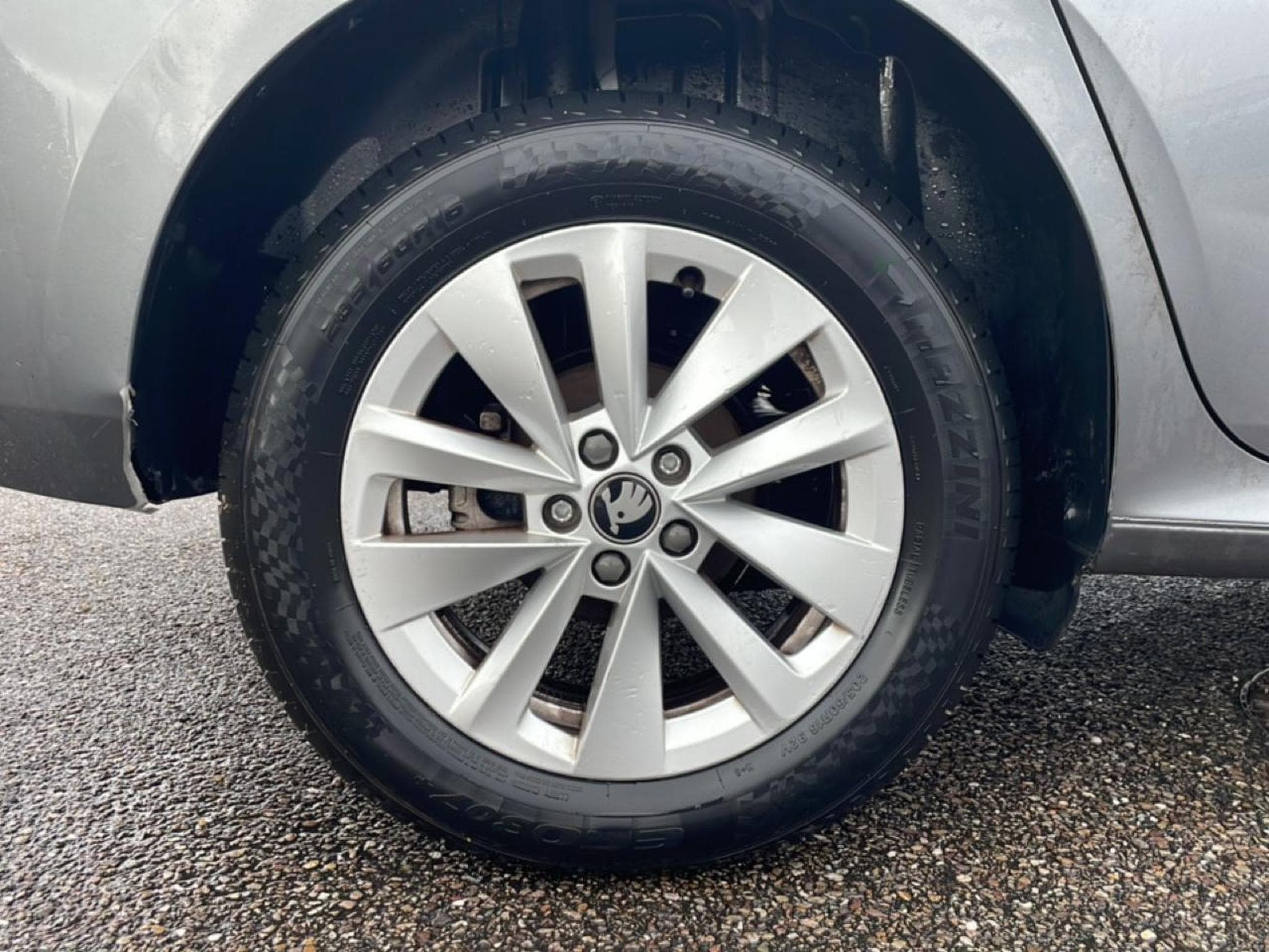 Skoda KAMIQ 1.0 TSI 116 SELECTION DSG7 (2025) - Photo 9