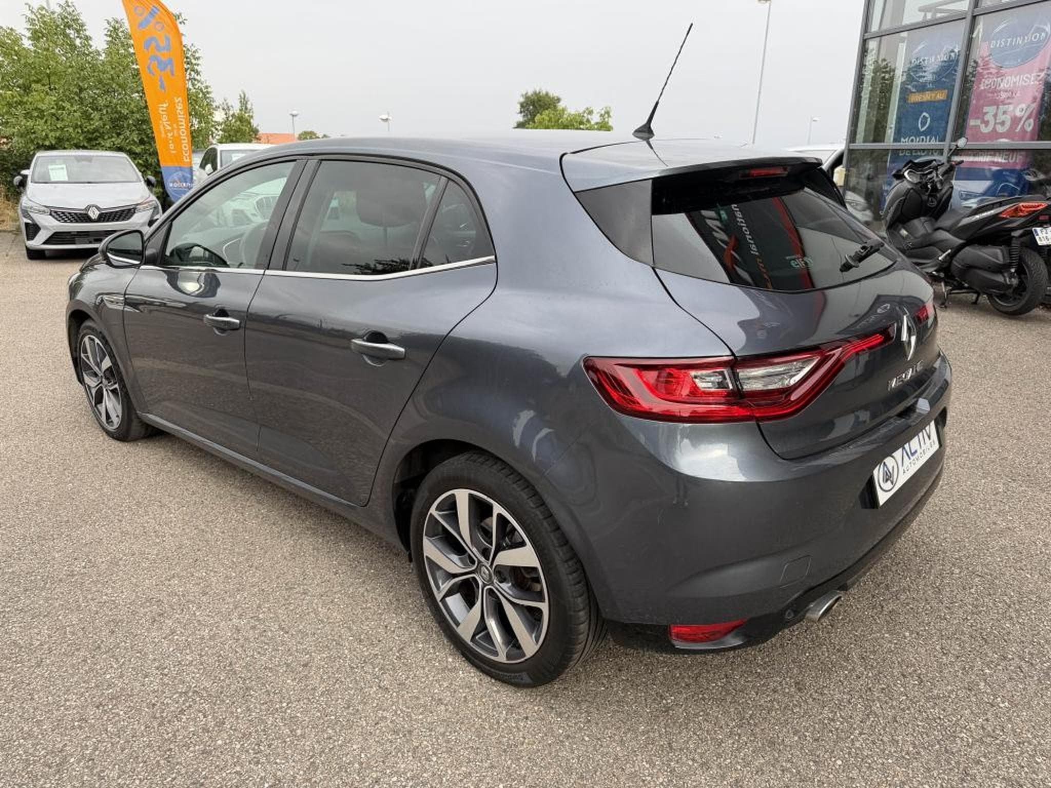 Renault Megane 1.6 DCI 130 INTENS (2017) - Photo 6