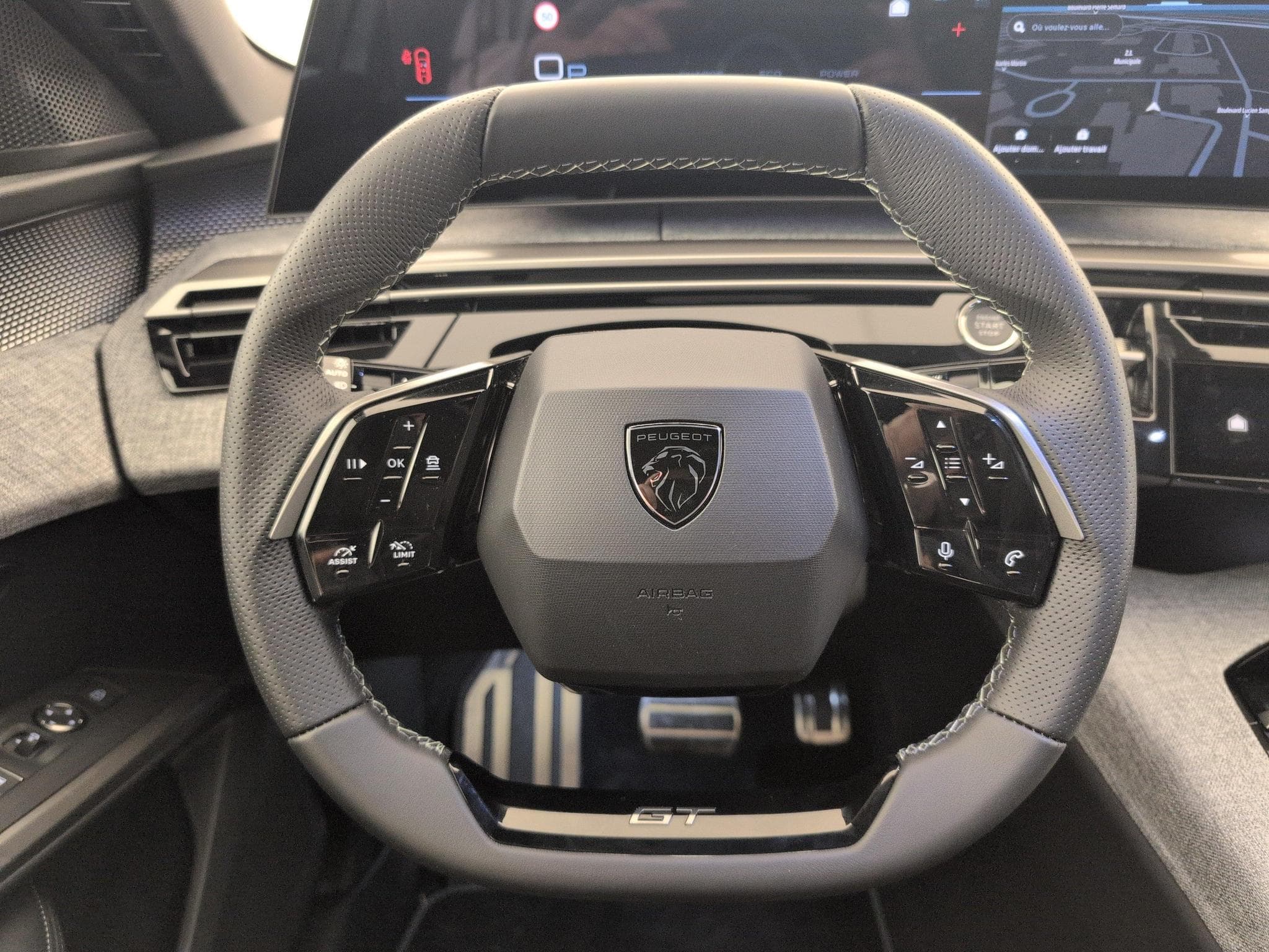 Peugeot 3008 Hybrid 145 e-DCS6 GT (2025) - Photo 17