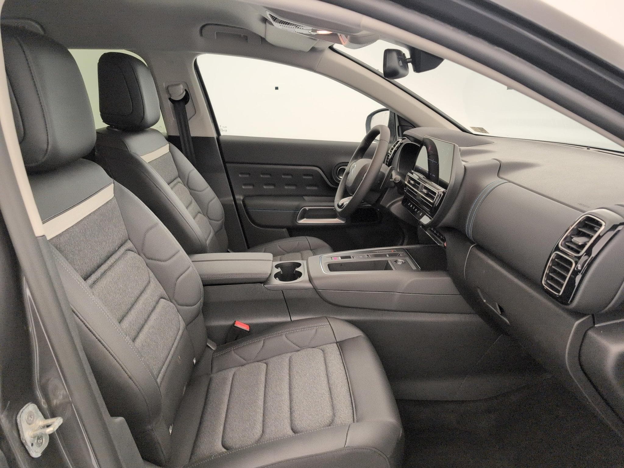 CitroëN C5 Aircross Hybride 145 e-DCS6 Max (2025) - Photo 9