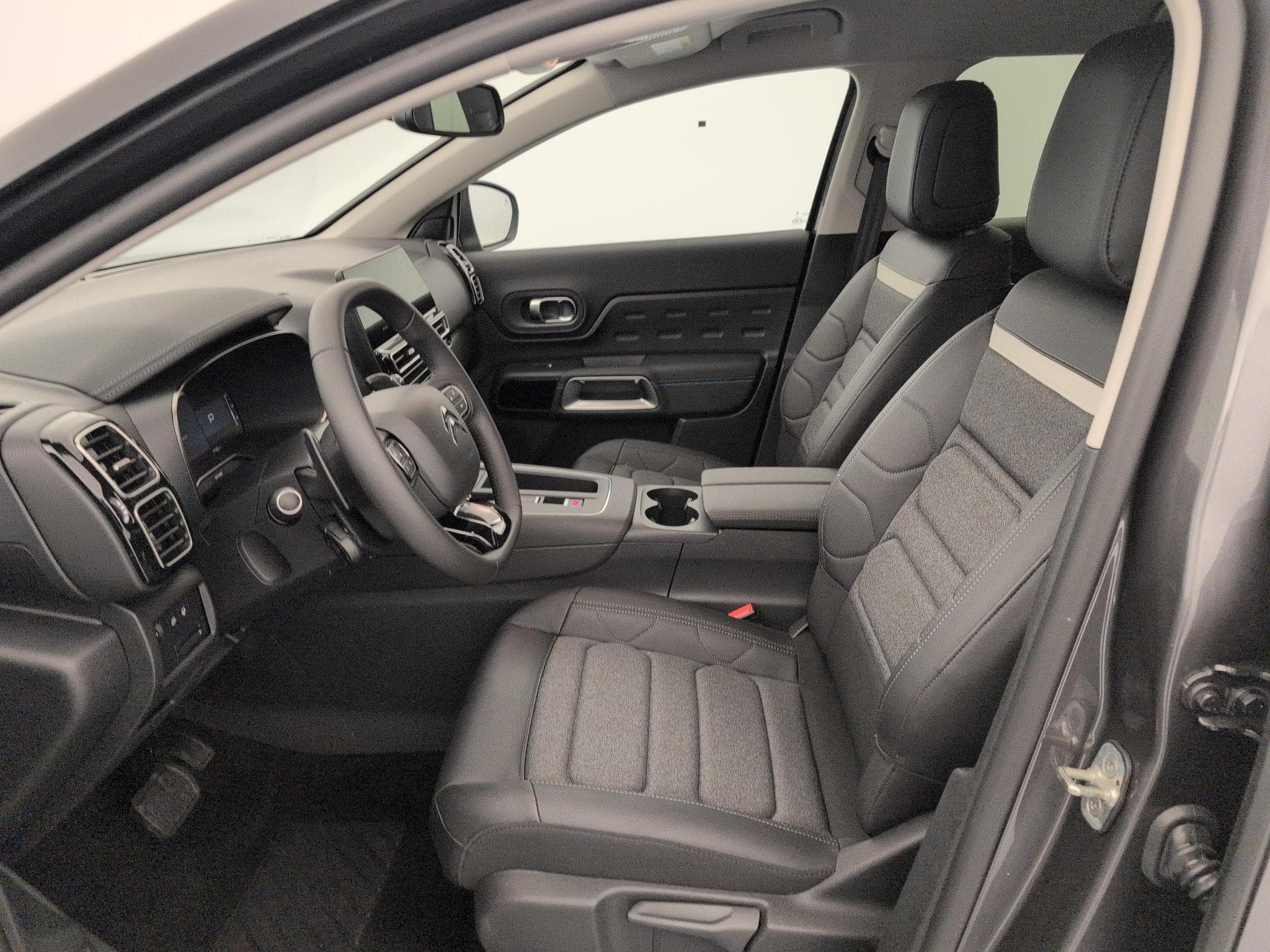 CitroëN C5 Aircross Hybride 145 e-DCS6 Max (2025) - Photo 16