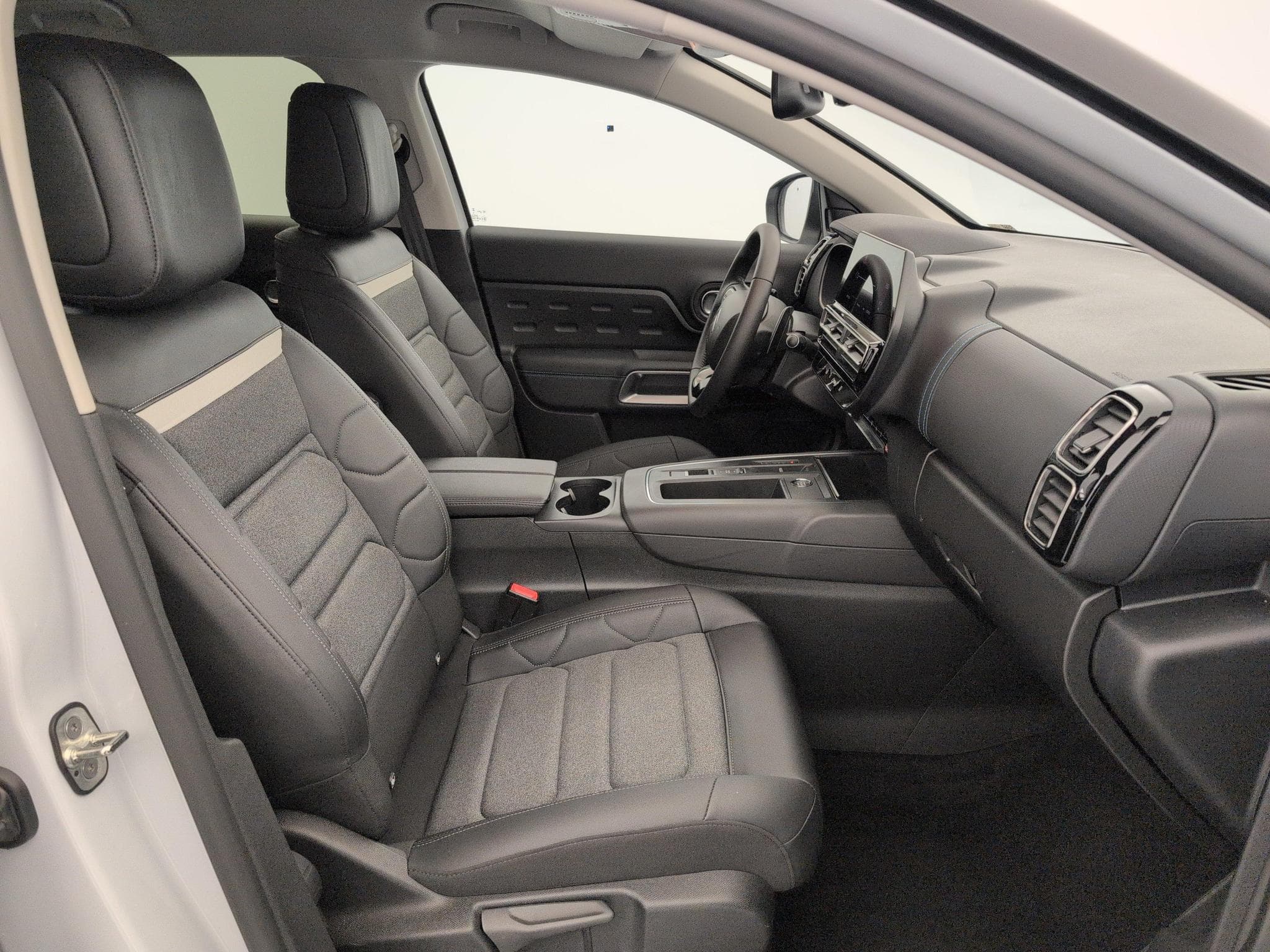CitroëN C5 Aircross Hybride 145 e-DCS6 Max (2025) - Photo 9