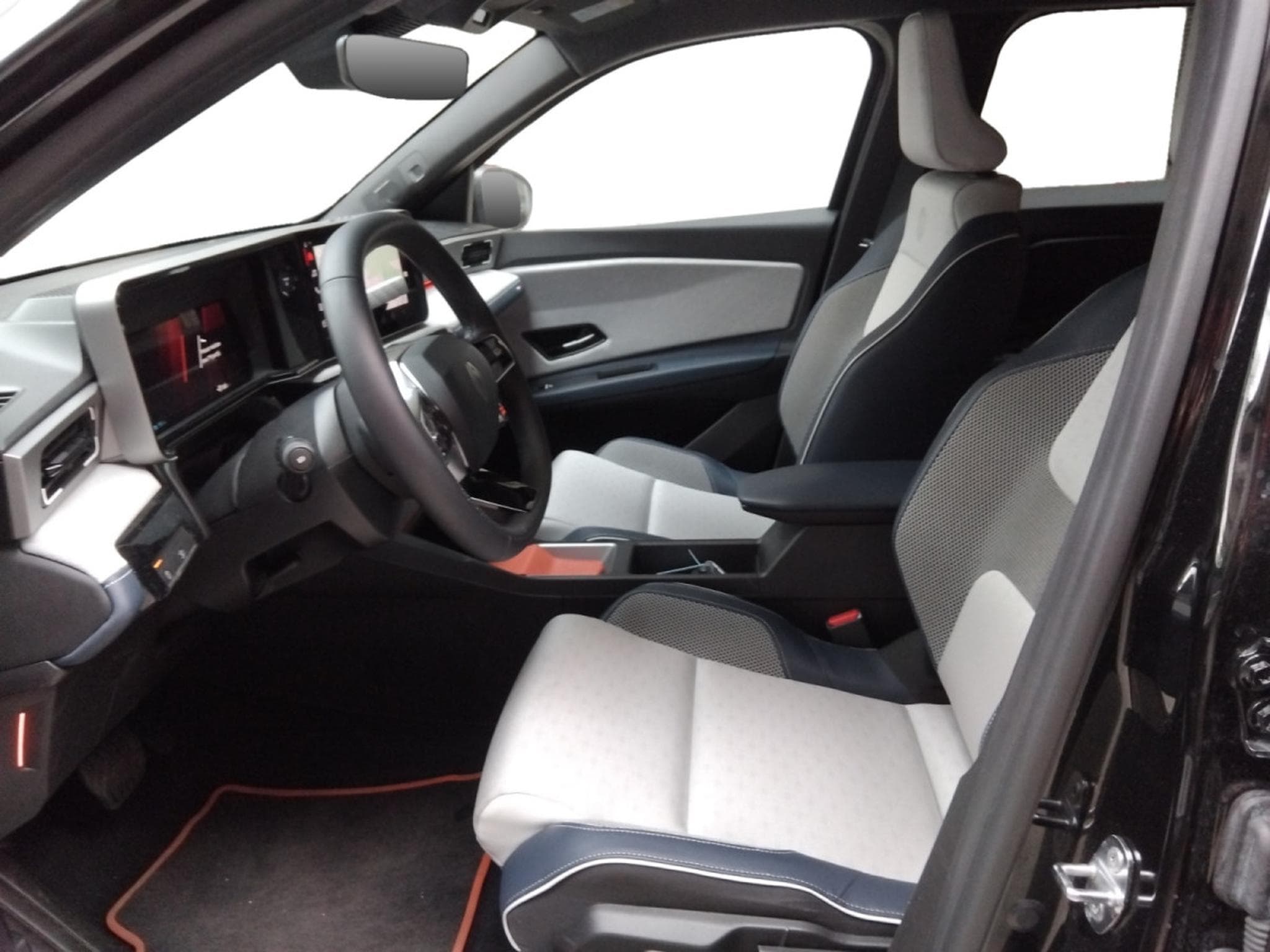 Renault R5 Roland Garros 150HP confort (2025) - Foto 9