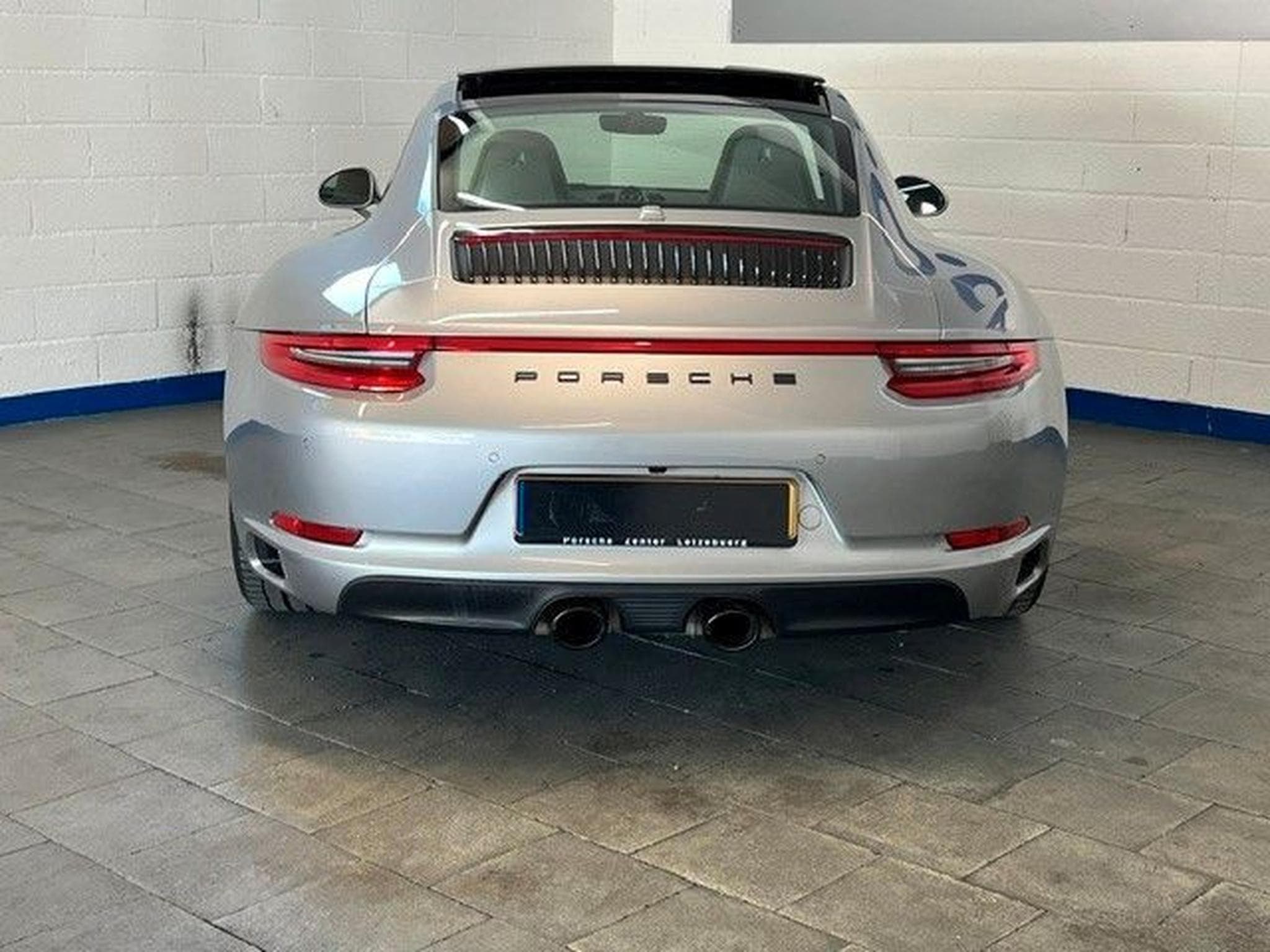 Porsche 911 911 Carrera 4 S - panorama - chrono (2016) - Photo 5