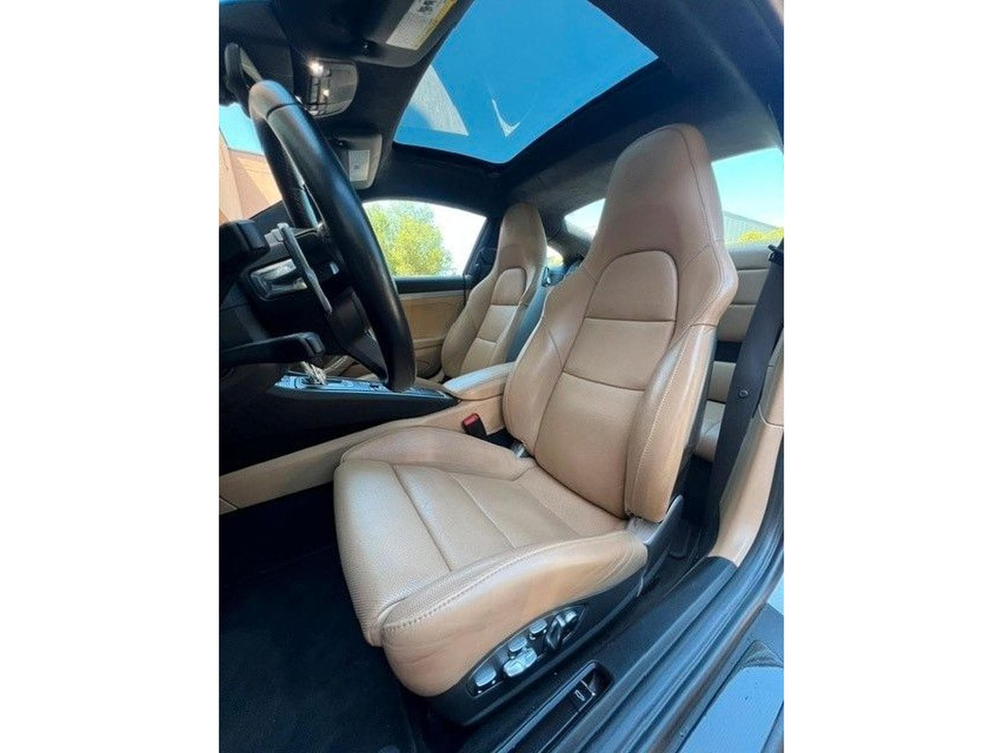 Porsche 911 911 Carrera 4 S - panorama - chrono (2016) - Photo 22