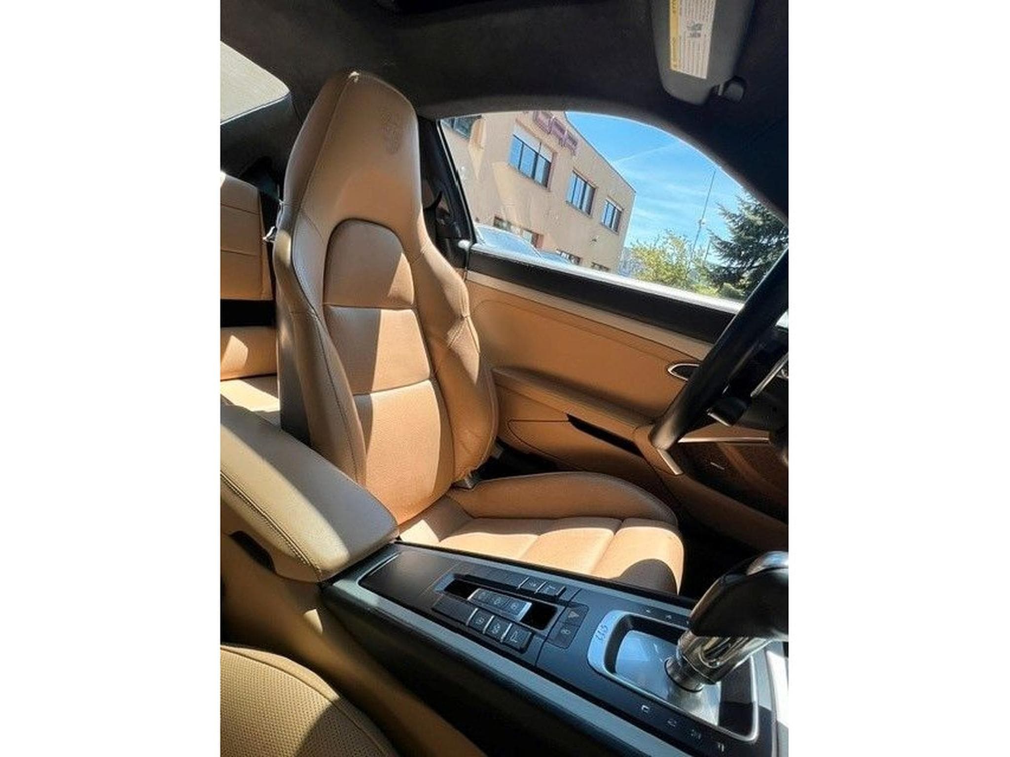 Porsche 911 911 Carrera 4 S - panorama - chrono (2016) - Photo 24