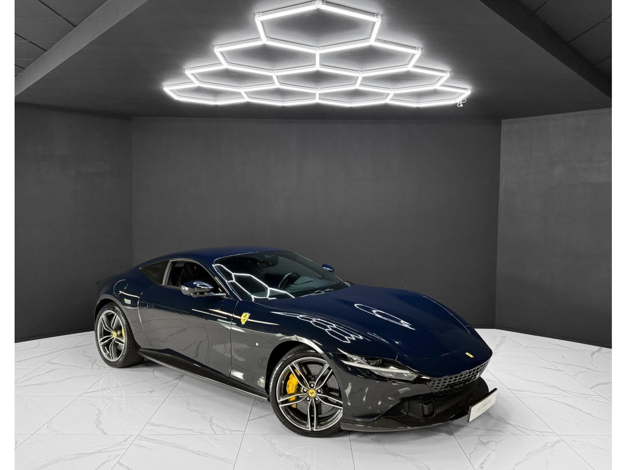Ferrari Roma 3.9 T V8 DCT / FULL CARBON / ADAS / Magn.Ride (2023) - Photo 7