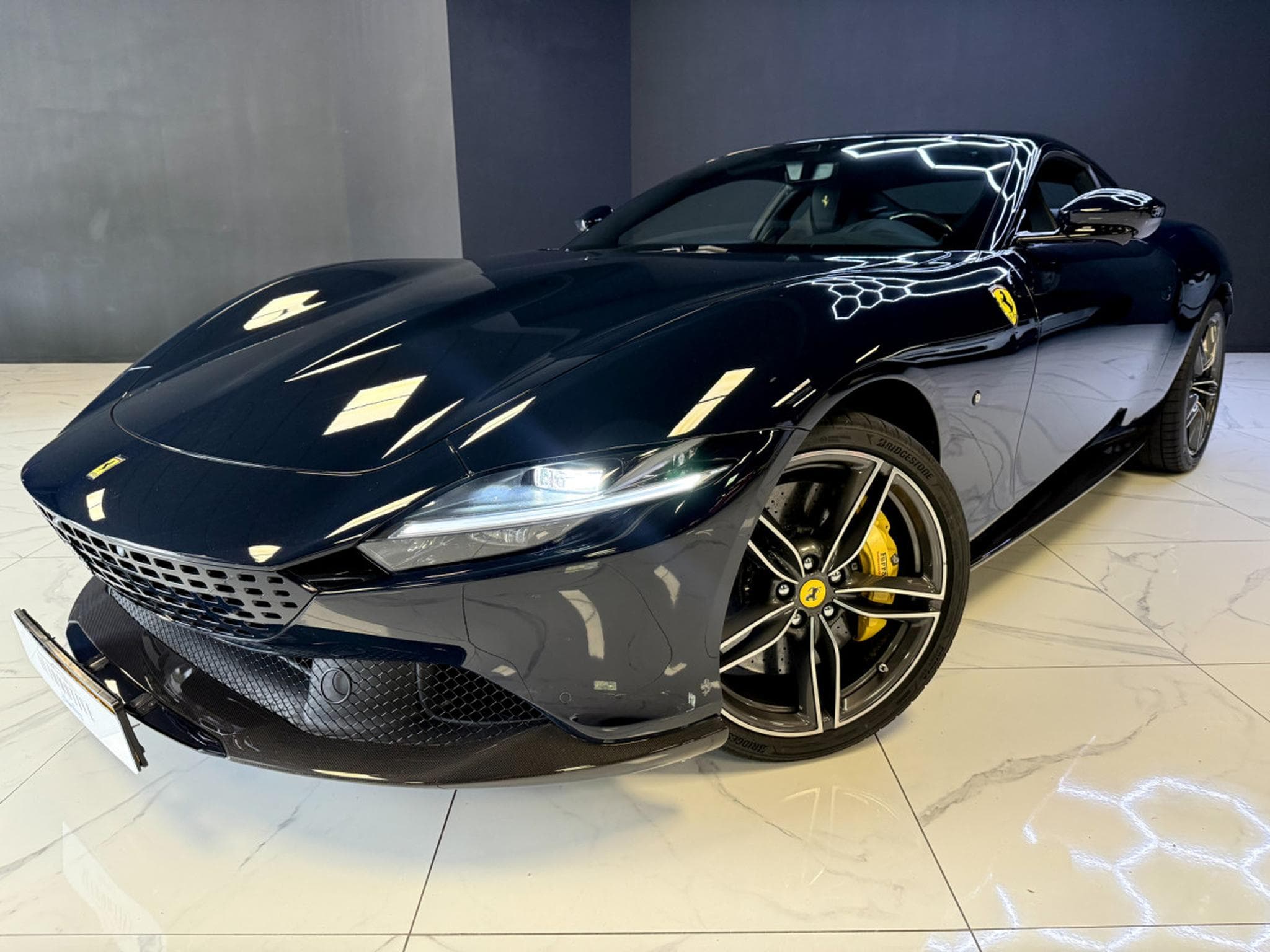 Ferrari Roma 3.9 T V8 DCT / FULL CARBON / ADAS / Magn.Ride (2023) - Photo 14