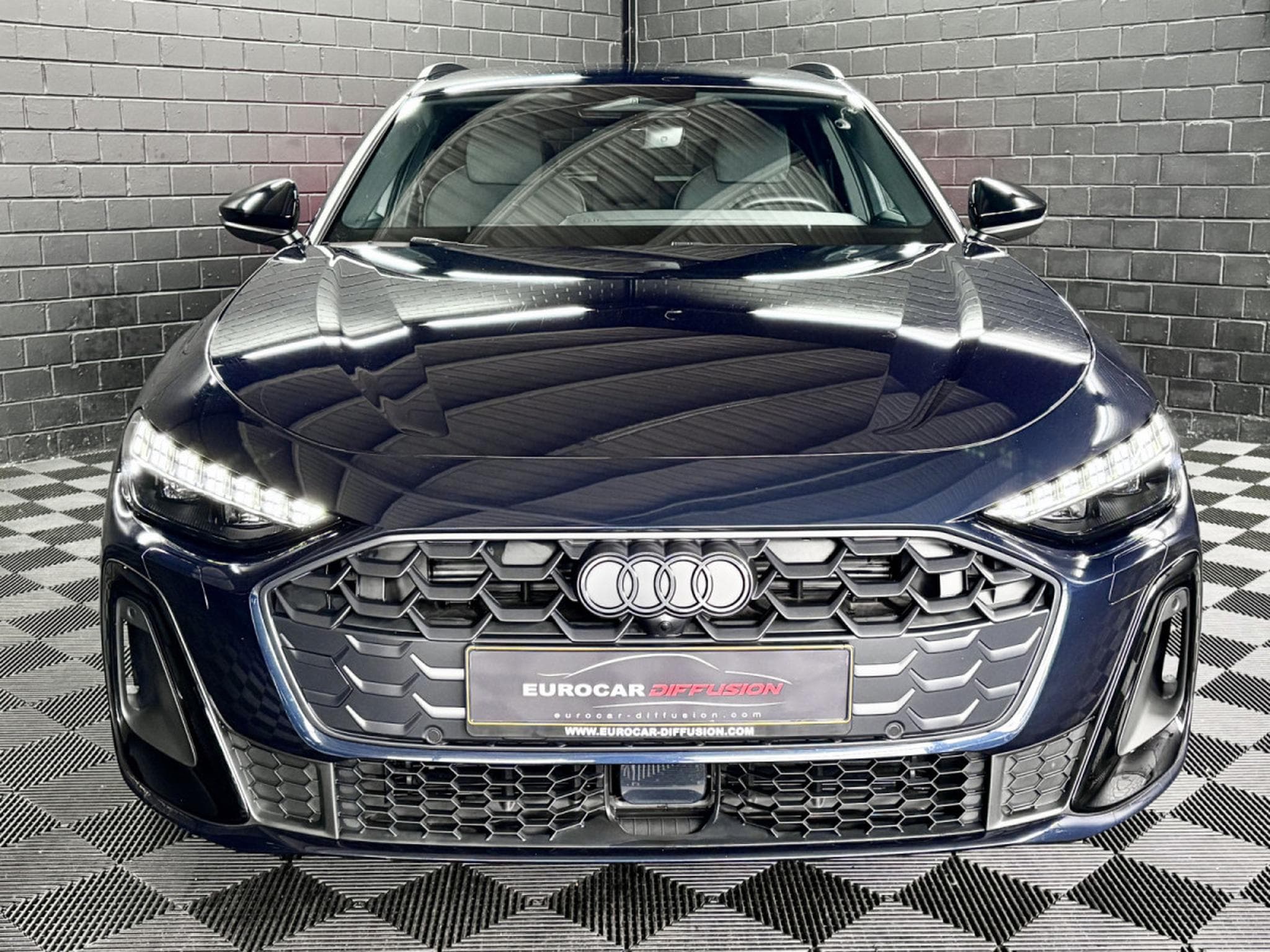 Audi A5 40 TDI 204 CV AVANT S TRONIC S LINE PLUS *CAMERA* (2025) - Photo 2