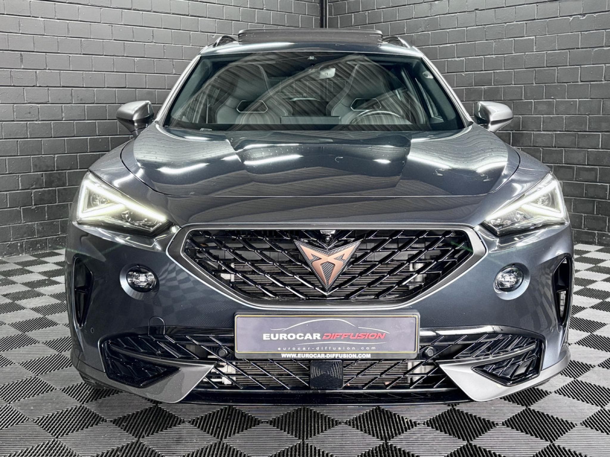 Cupra Formentor VZ 245CV PHEV eHybrid DSG6 * CUIR* 360° * PANO* ATTELAGE* (2023) - Photo 2