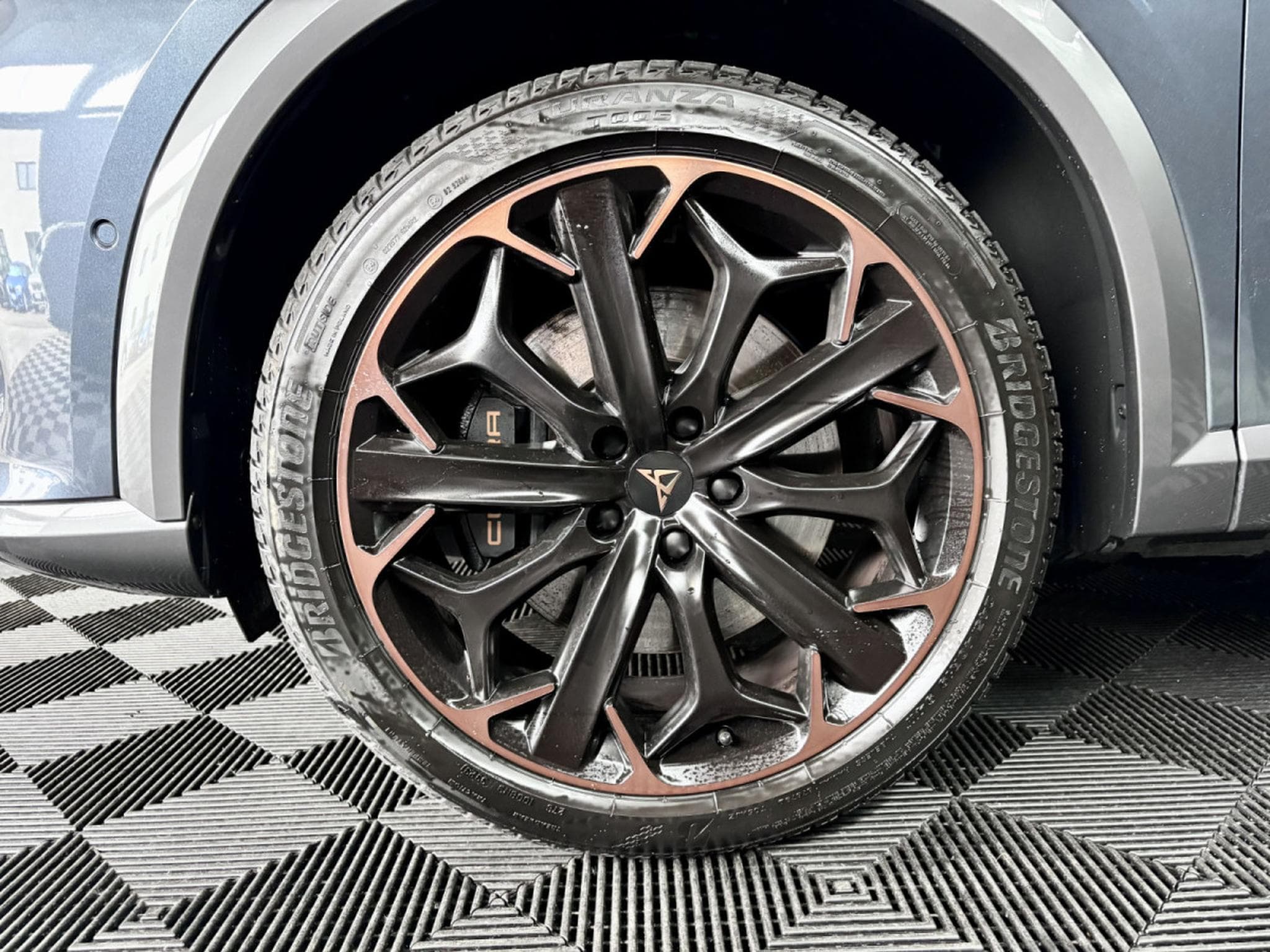 Cupra Formentor VZ 245CV PHEV eHybrid DSG6 * CUIR* 360° * PANO* ATTELAGE* (2023) - Photo 19