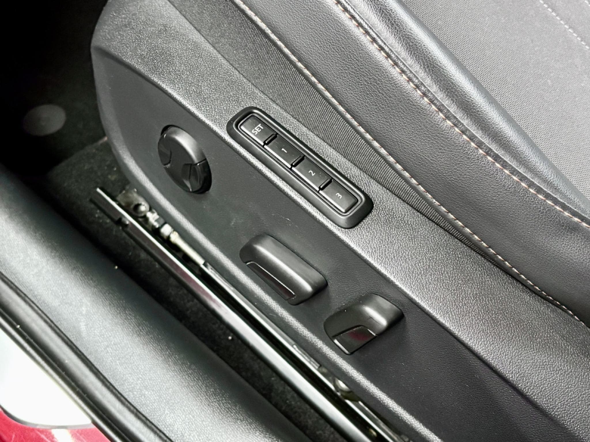 Cupra Formentor VZ 245CV PHEV eHybrid DSG6 *PANO*MATRIX*Caméra* *VSS* (2023) - Photo 9