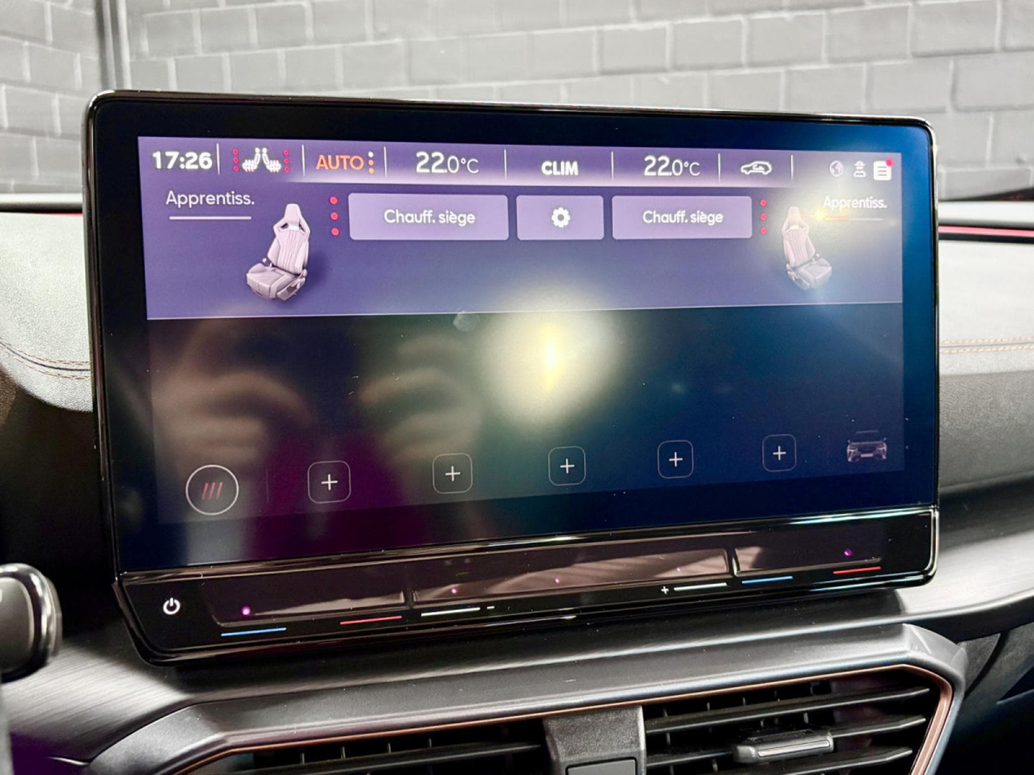 Cupra Formentor VZ 245CV PHEV eHybrid DSG6 *PANO*MATRIX*Caméra* *VSS* (2023) - Photo 17
