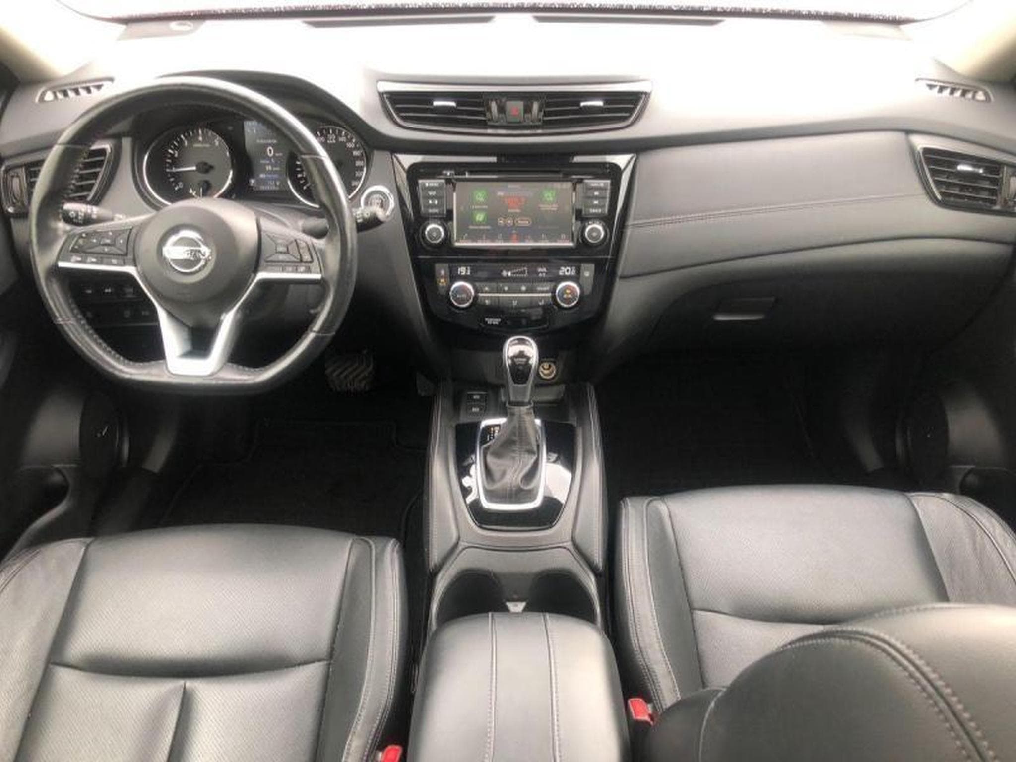 Nissan X-Trail TEKNA (2022) - Photo 8