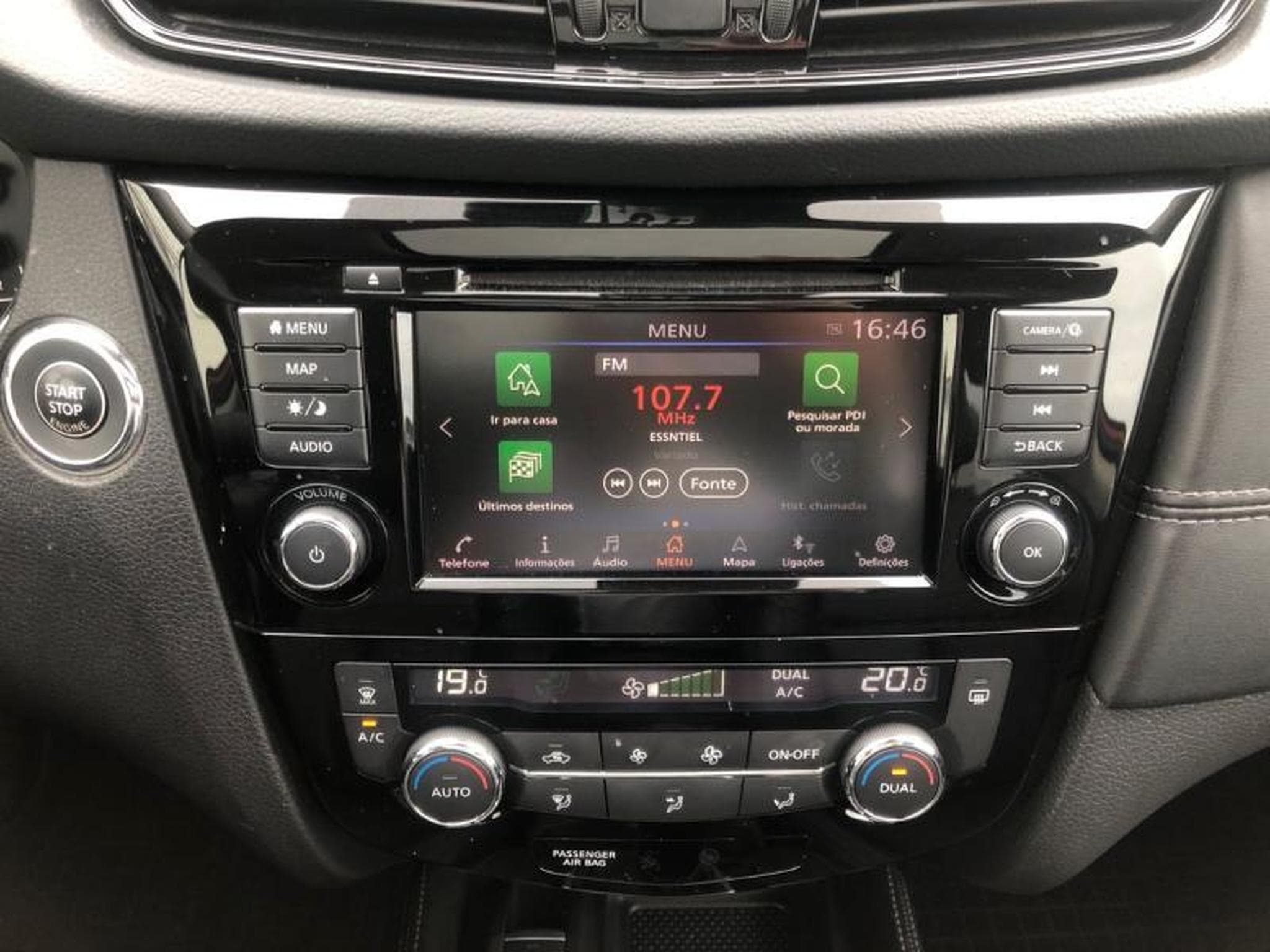 Nissan X-Trail TEKNA (2022) - Photo 9
