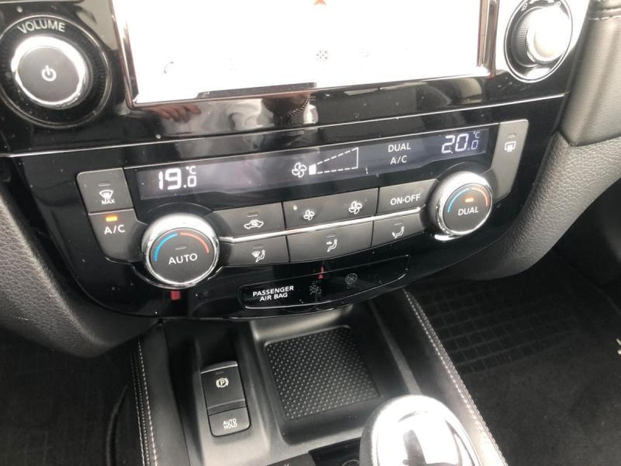 Nissan X-Trail TEKNA (2022) - Photo 15