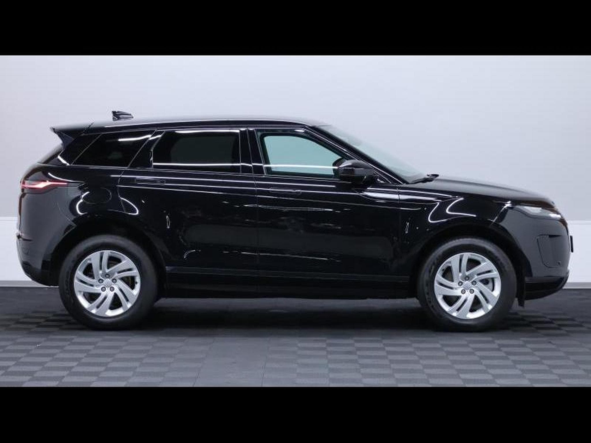 Land-Rover Range Rover Evoque D165 S AWD Auto (2025) - Photo 4