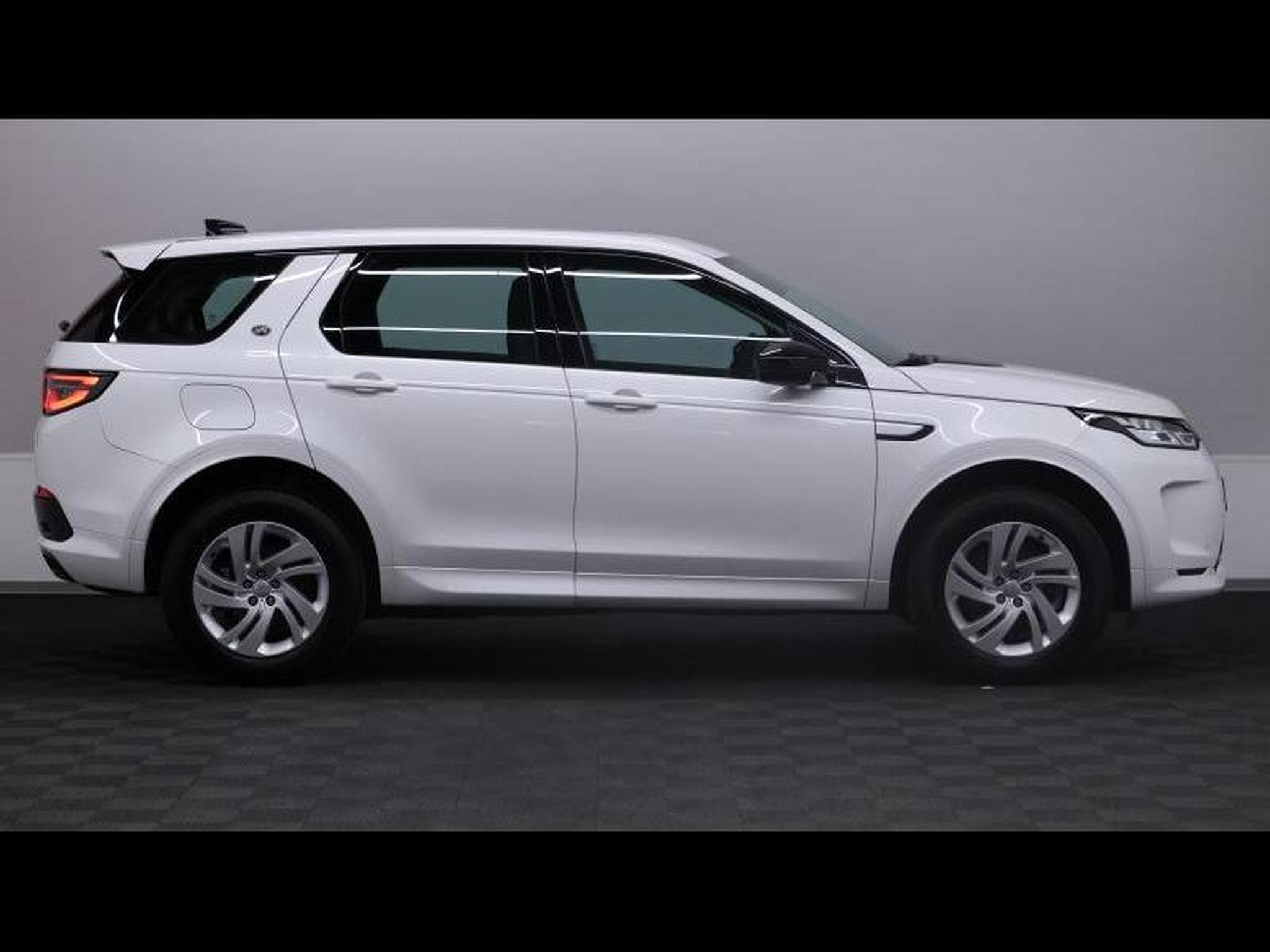 Land-Rover Discovery Sport D165 S AWD AUTO (2025) - Photo 3