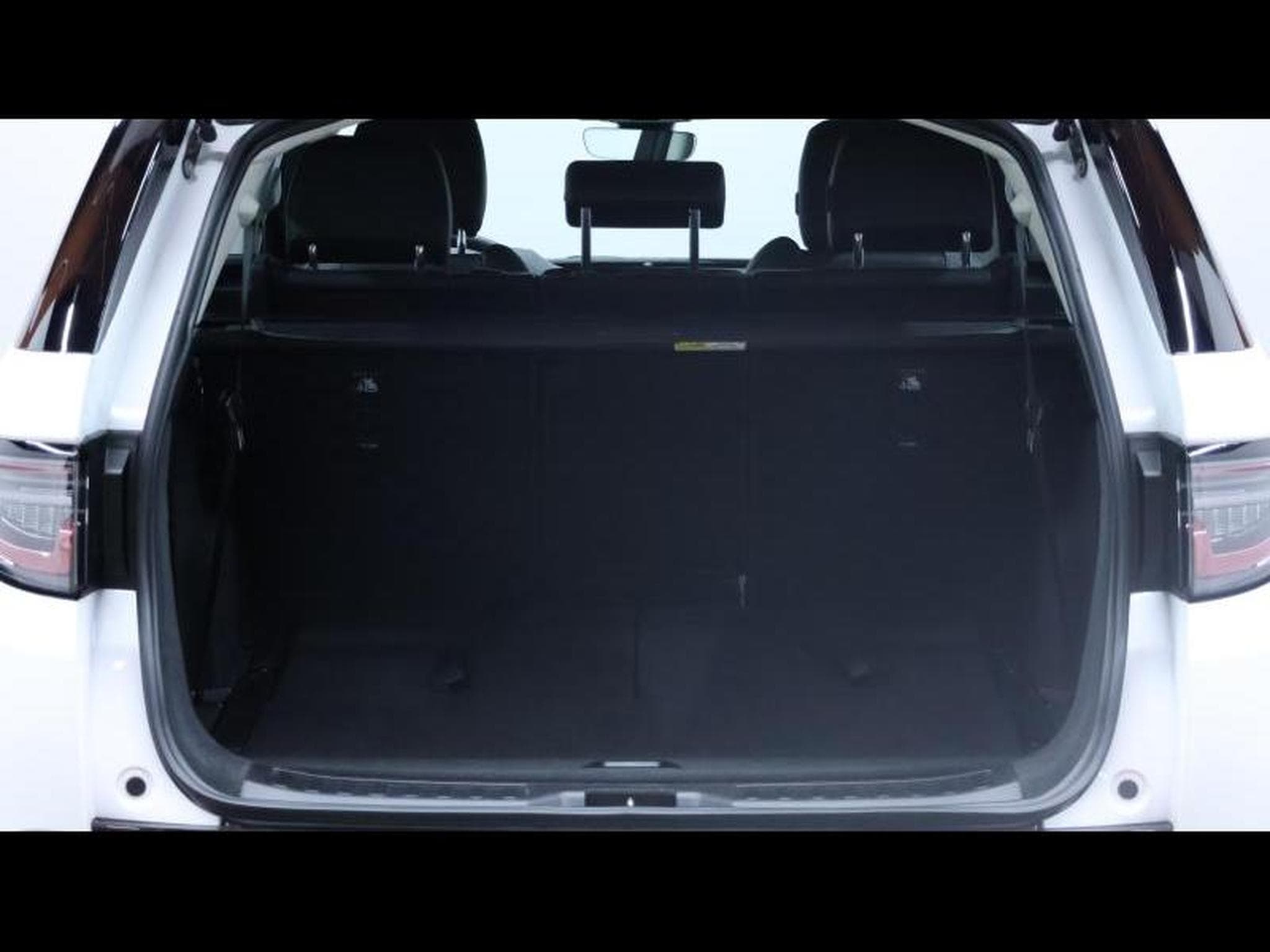 Land-Rover Discovery Sport D165 S AWD AUTO (2025) - Photo 6