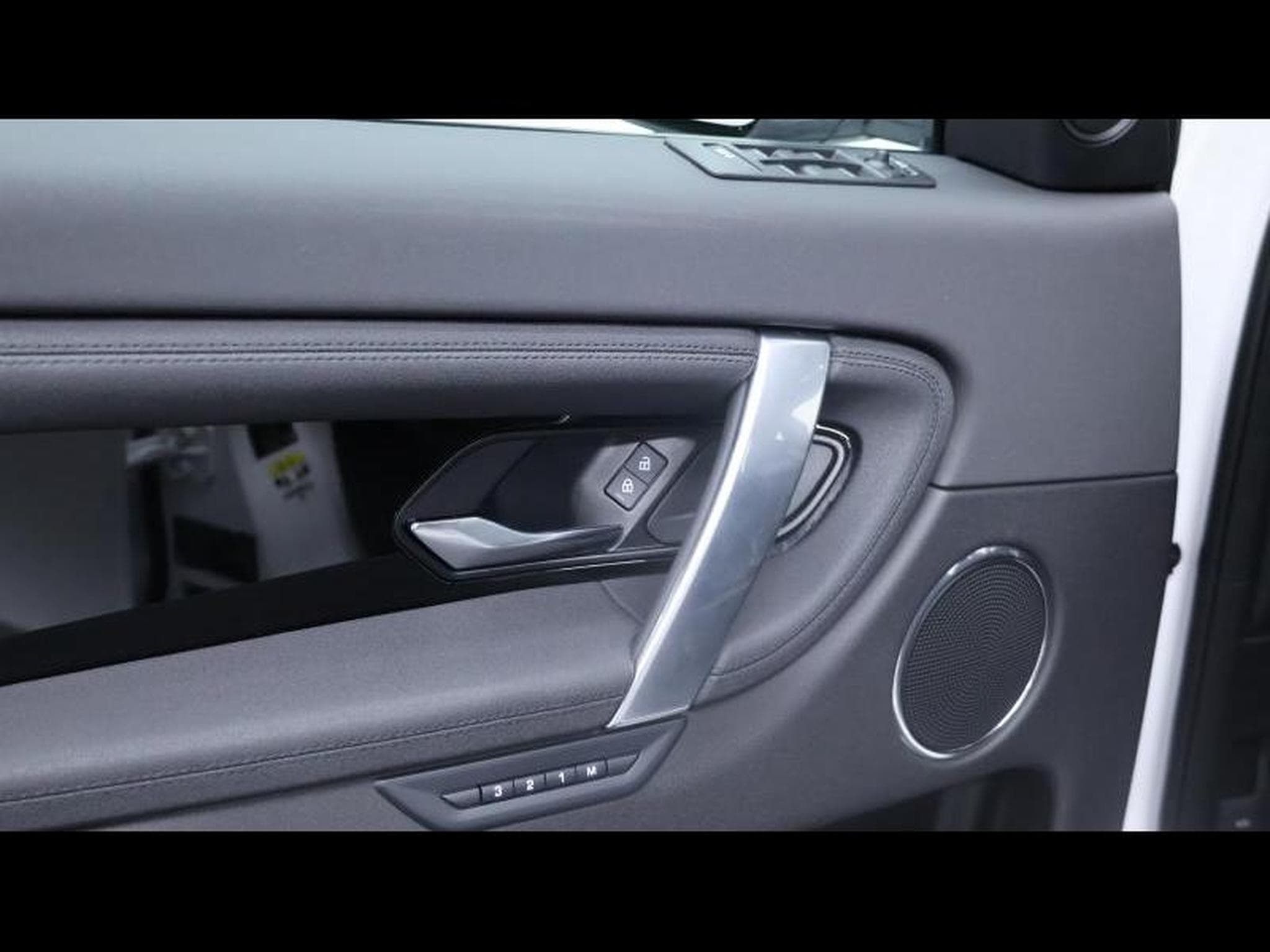 Land-Rover Discovery Sport D165 S AWD AUTO (2025) - Photo 23