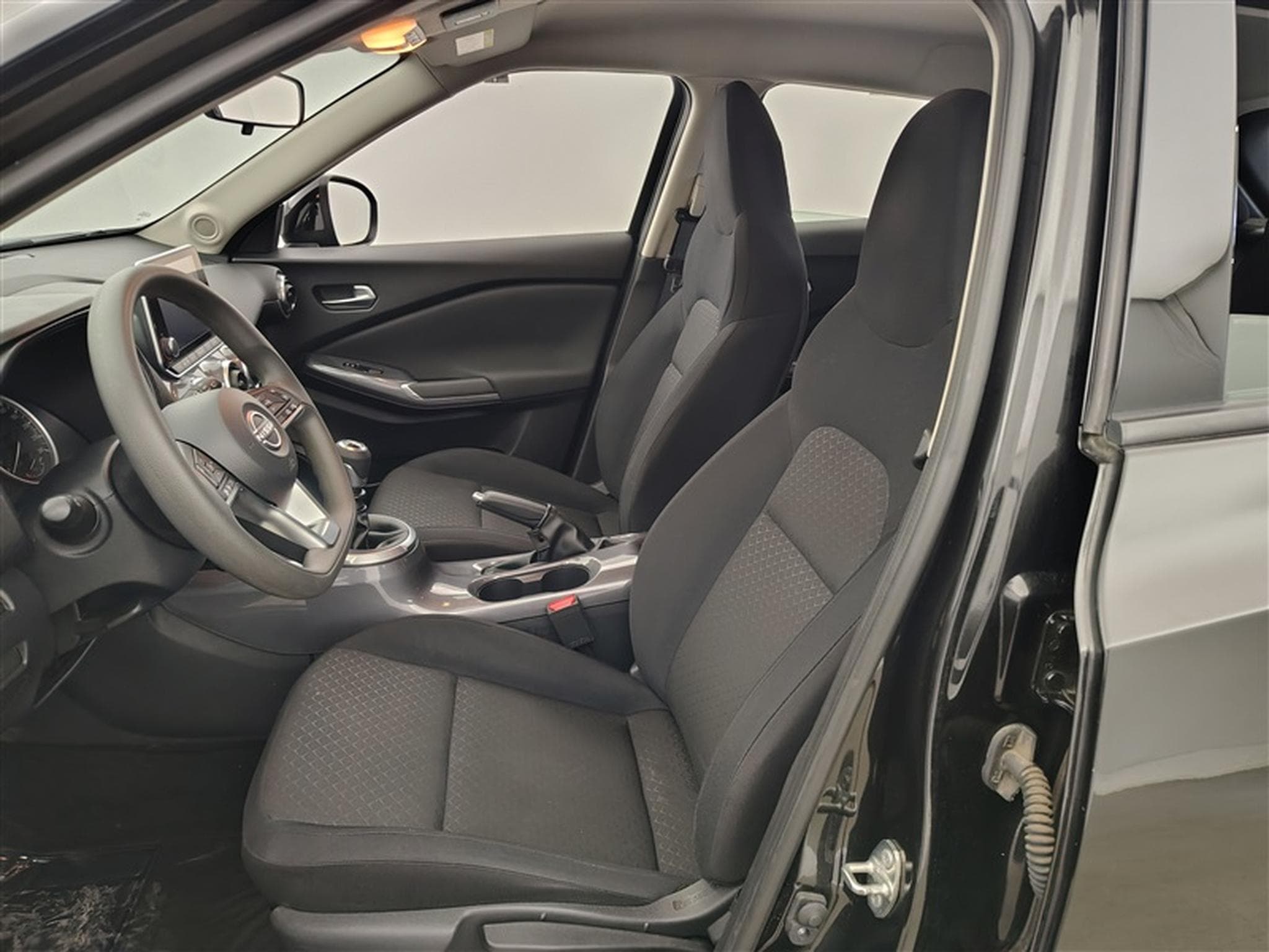 Nissan Juke 1.0 DIG-T 2WD Acenta CARPLAY / FULL LED / CLIM (2023) - Foto 7