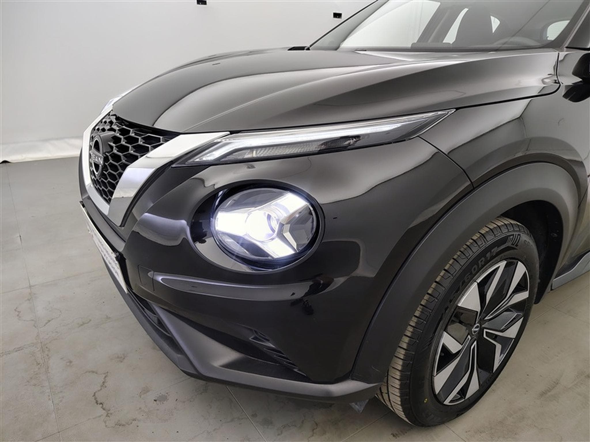 Nissan Juke 1.0 DIG-T 2WD Acenta CARPLAY / FULL LED / CLIM (2023) - Foto 15