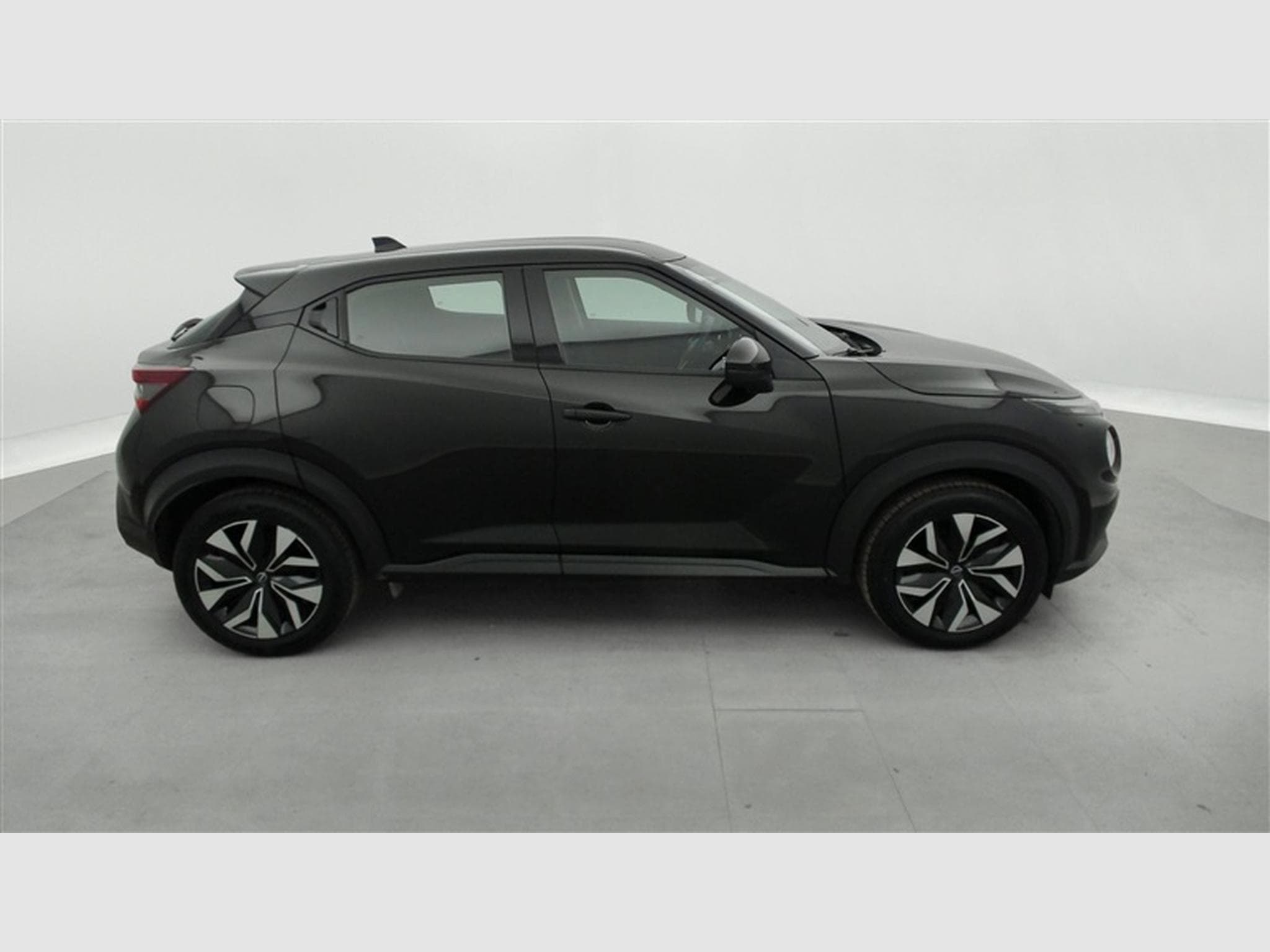 Nissan Juke 1.0 DIG-T 2WD Acenta CARPLAY / FULL LED / CLIM (2023) - Foto 24