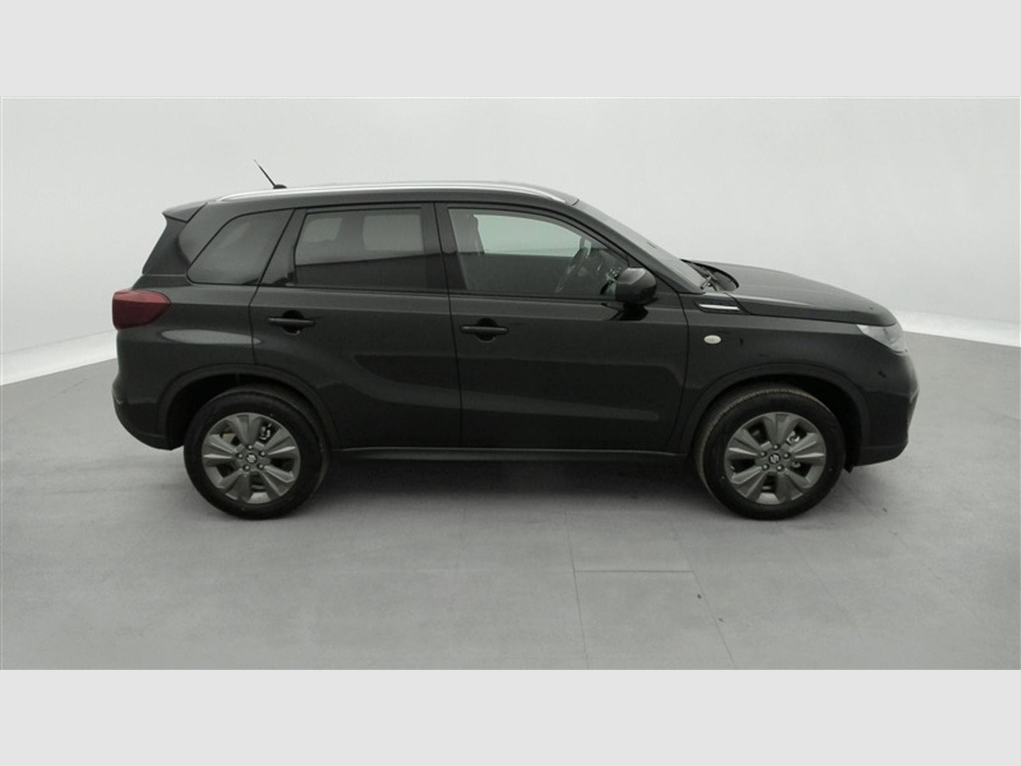 Suzuki Vitara 1.4 Turbo 110cv AT6 GL+ NAVI / FULL LED / CAMERA / KEYLESS (2026) - Foto 24