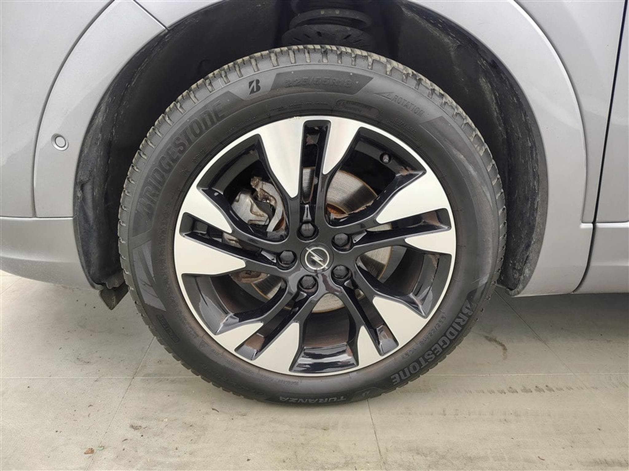 Opel Grandland 1.2 Turbo Business Elegance S&S (2023) - Photo 6