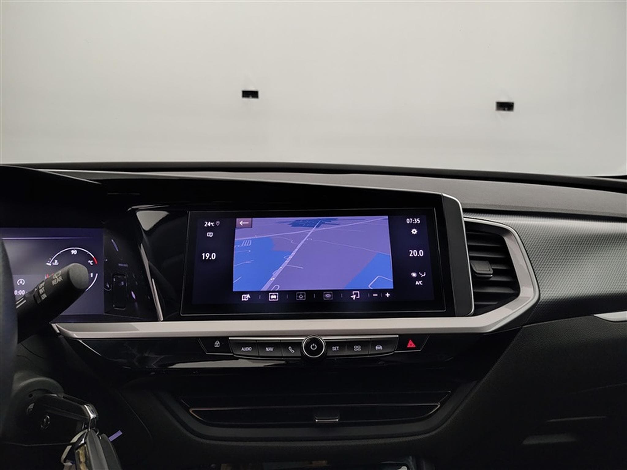 Opel Grandland 1.2 Turbo Business Elegance S&S (2023) - Photo 11