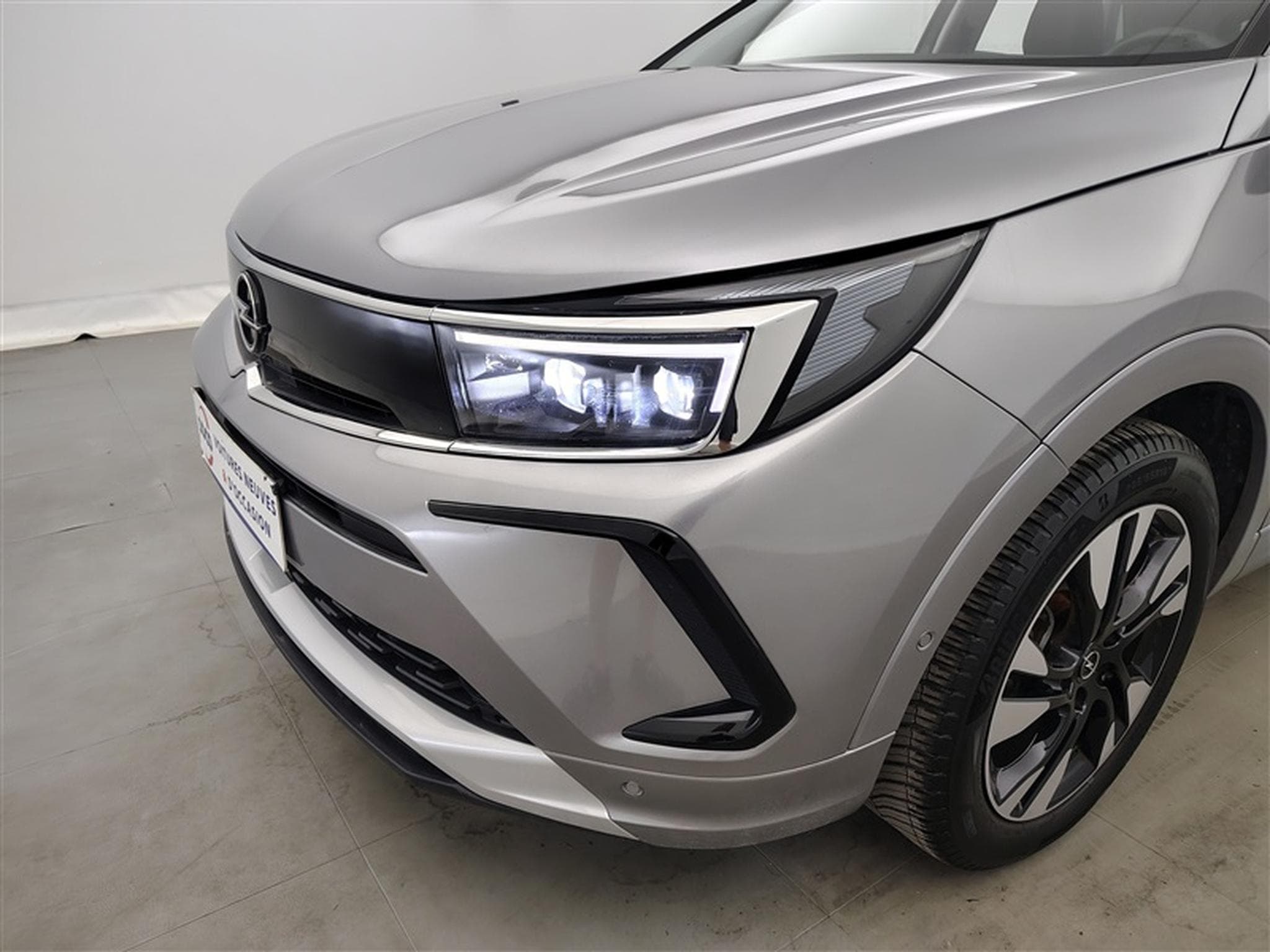 Opel Grandland 1.2 Turbo Business Elegance S&S (2023) - Photo 15
