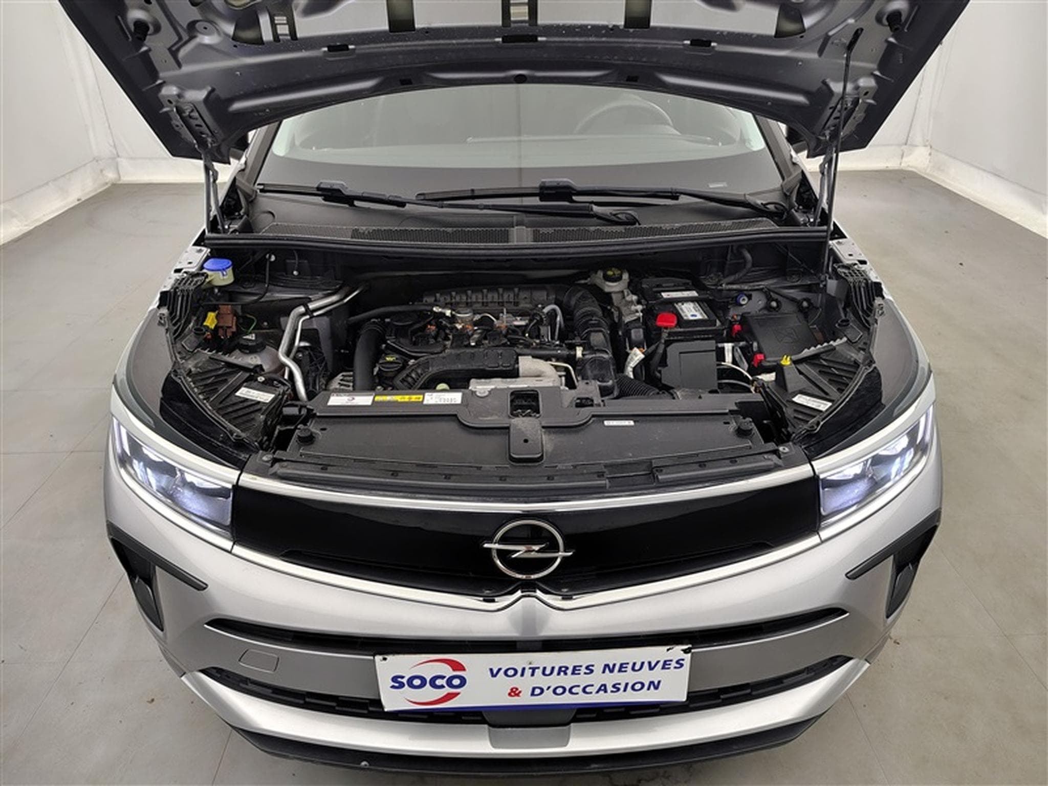 Opel Grandland 1.2 Turbo Business Elegance S&S (2023) - Photo 18