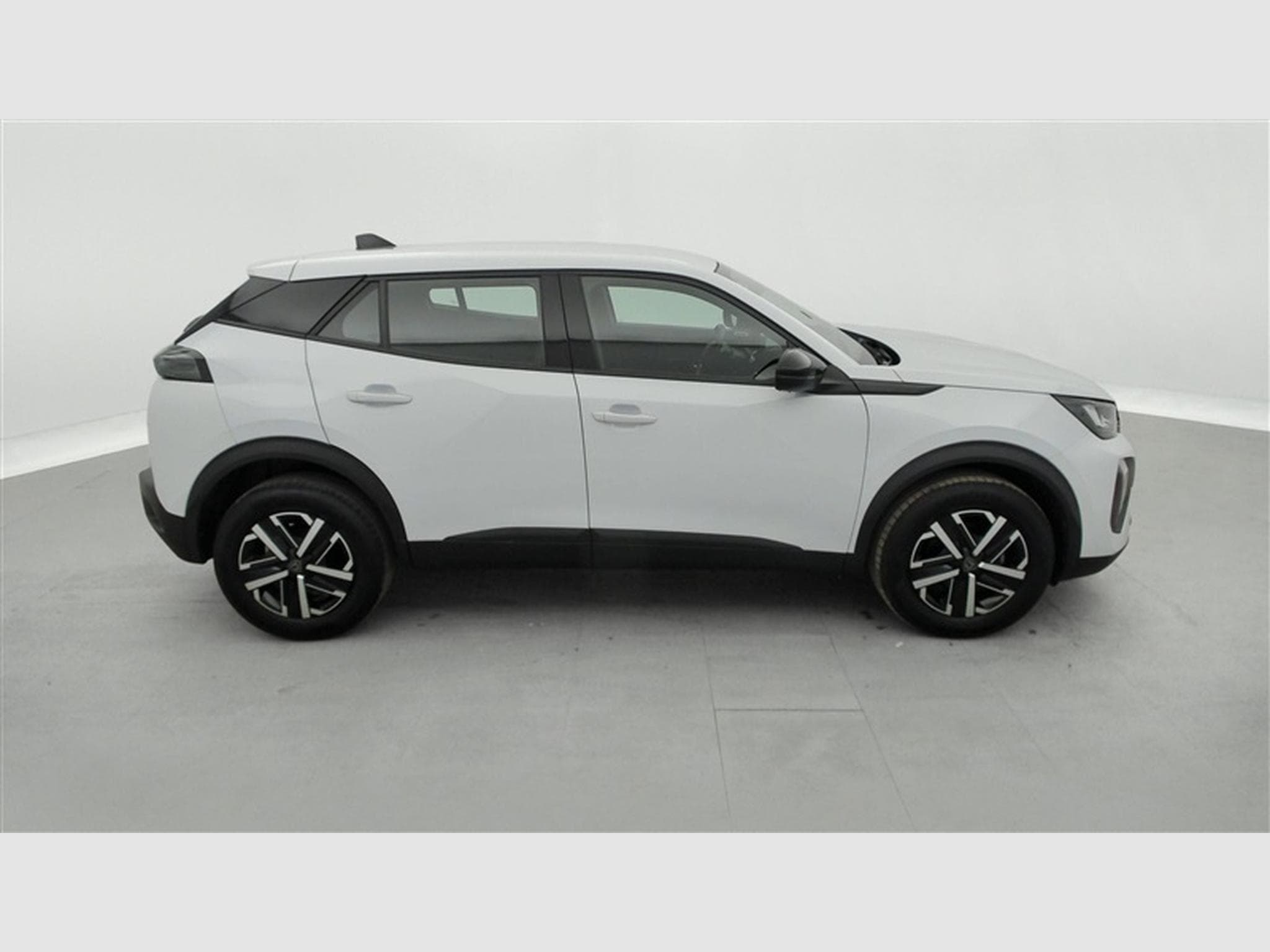 Peugeot 2008 1.2 Turbo 100Cv  Navi / Led / PDC (2024) - Photo 24