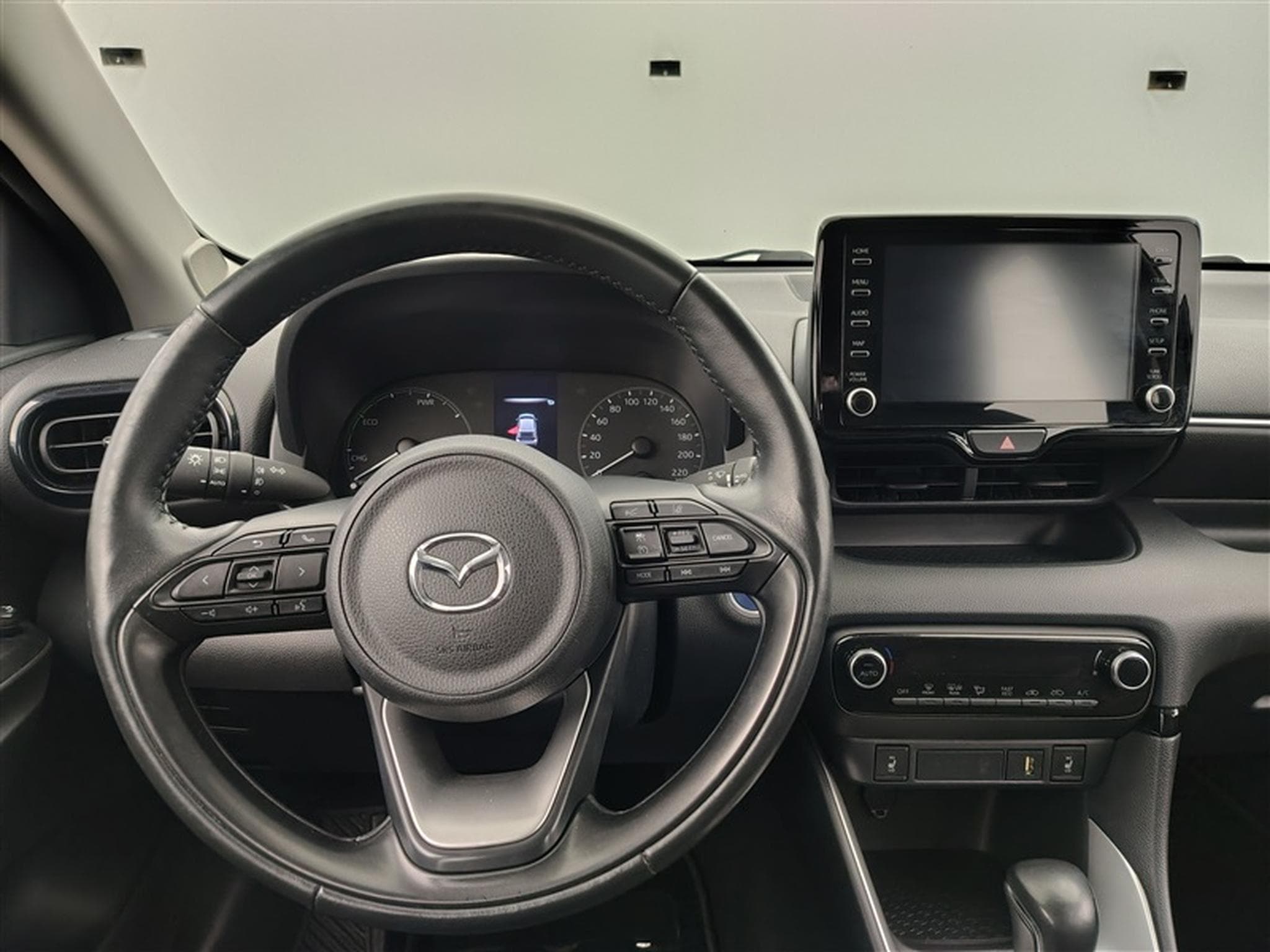 Mazda 2 1.5 Hybrid VVT-I CVT 92Cv Agile CARPLAY / CLIM (2023) - Photo 9