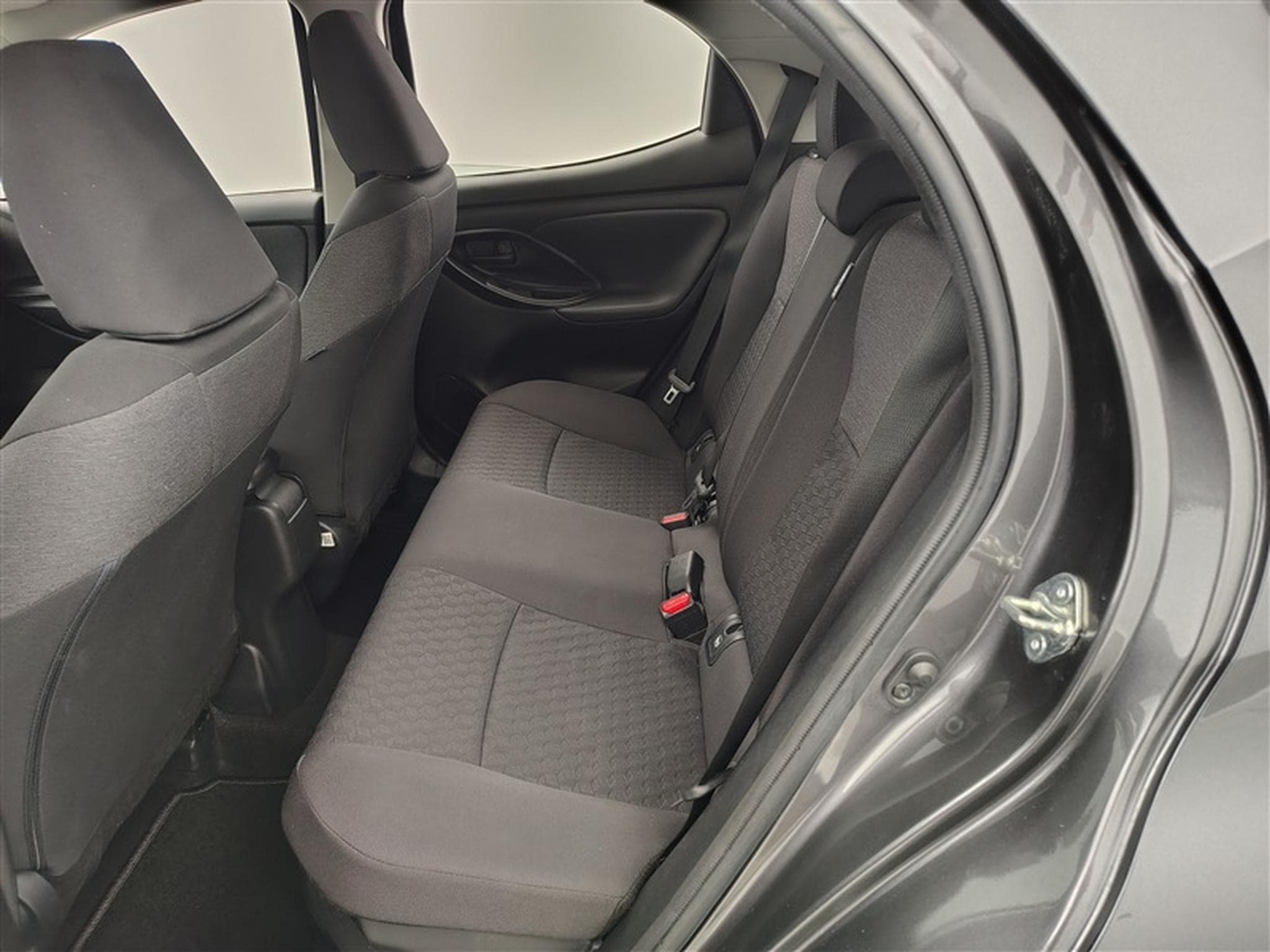 Mazda 2 1.5 Hybrid VVT-I CVT 92Cv Agile CARPLAY / CLIM (2023) - Photo 13
