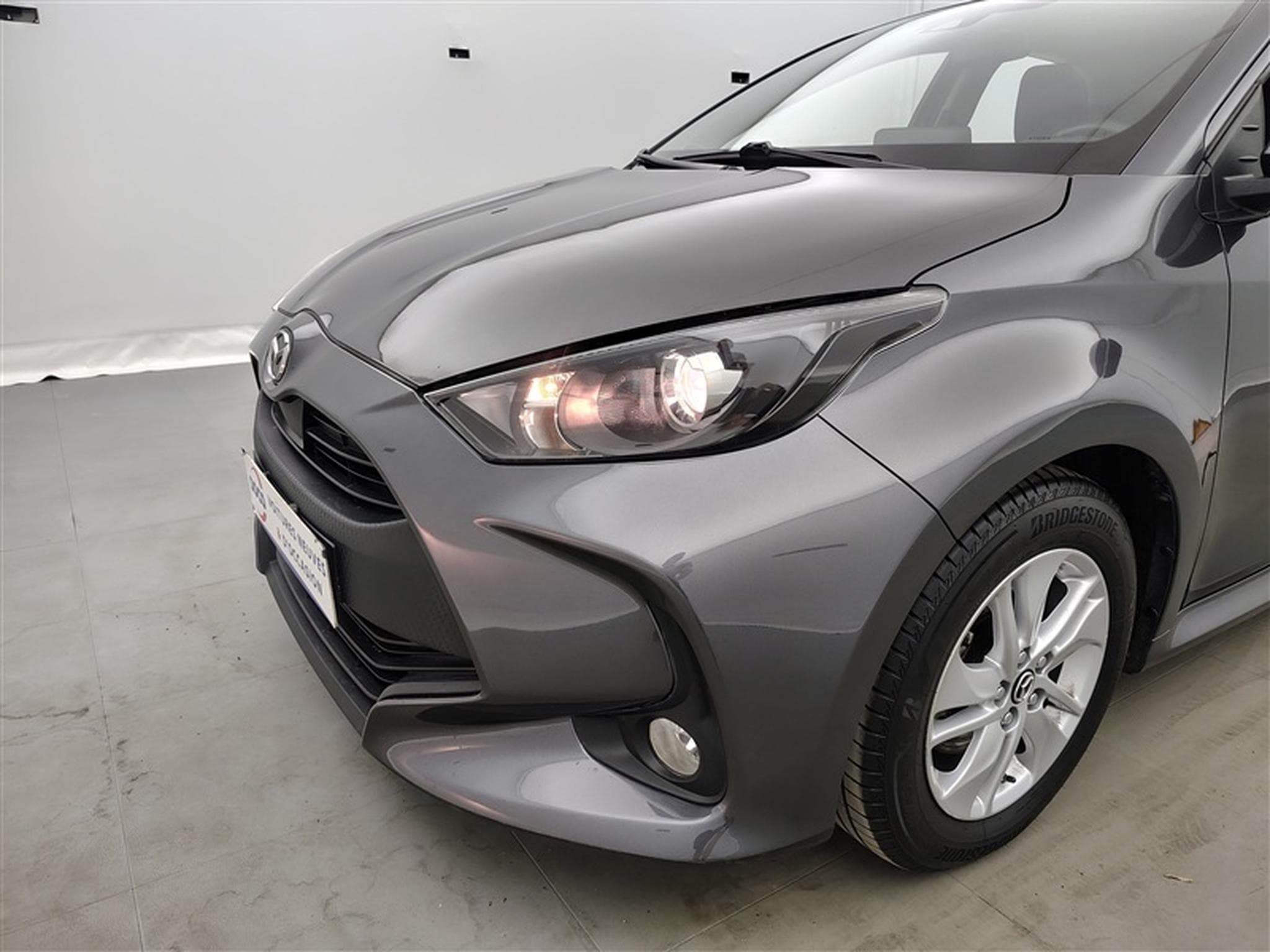Mazda 2 1.5 Hybrid VVT-I CVT 92Cv Agile CARPLAY / CLIM (2023) - Photo 15