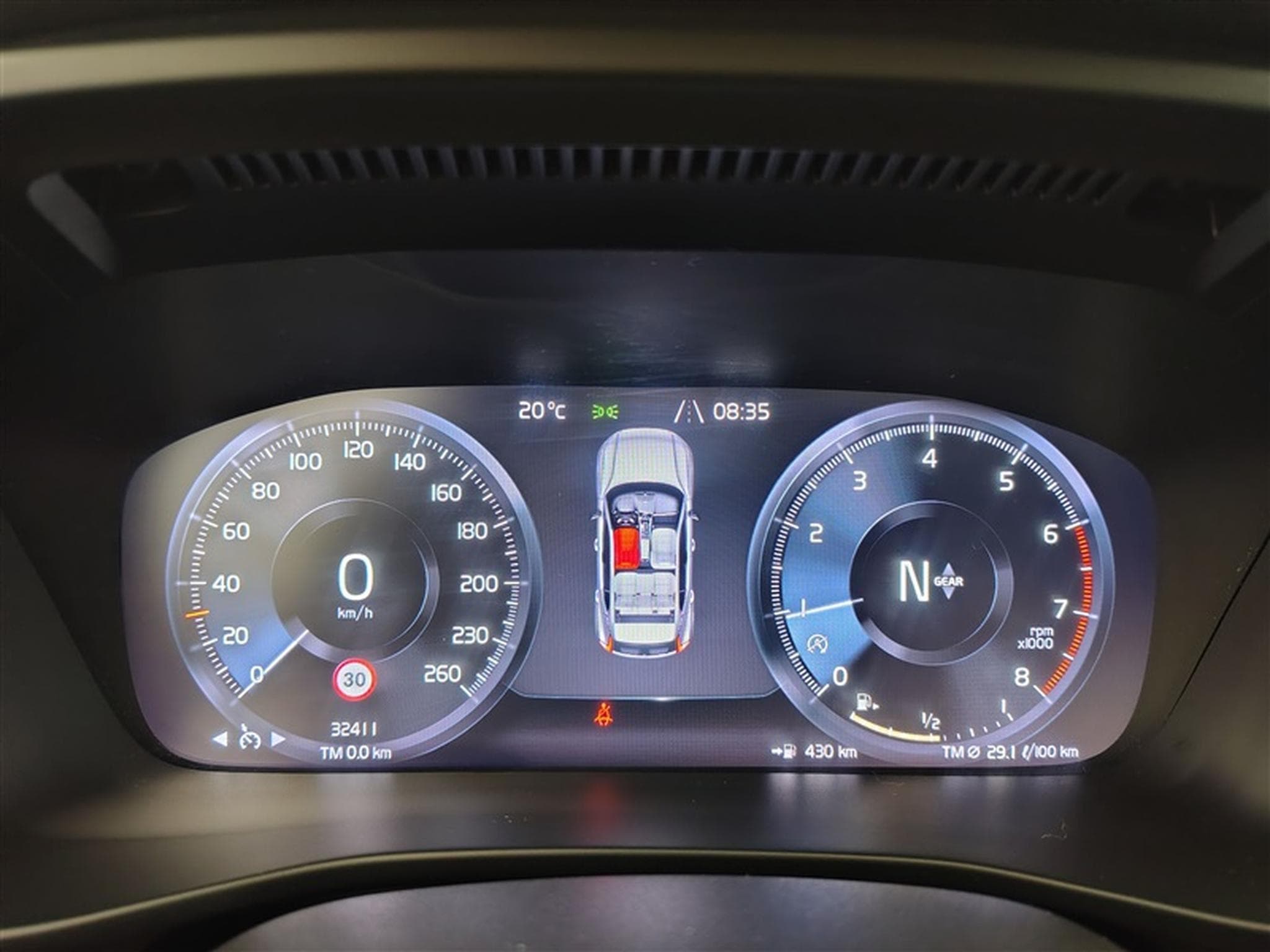 Volvo XC40 1.5 T3 Momentum Core (2020) - Foto 10