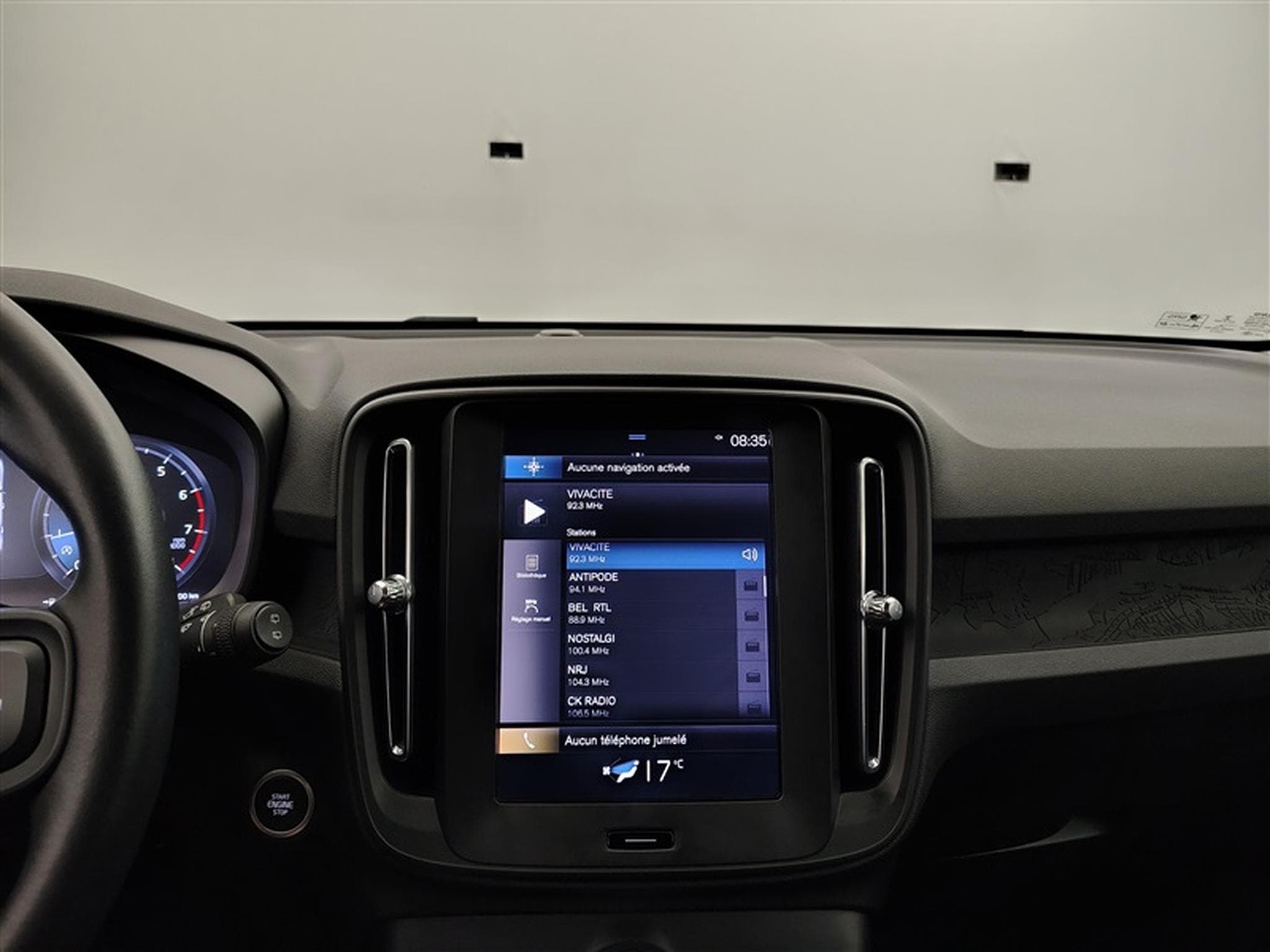 Volvo XC40 1.5 T3 Momentum Core (2020) - Foto 11