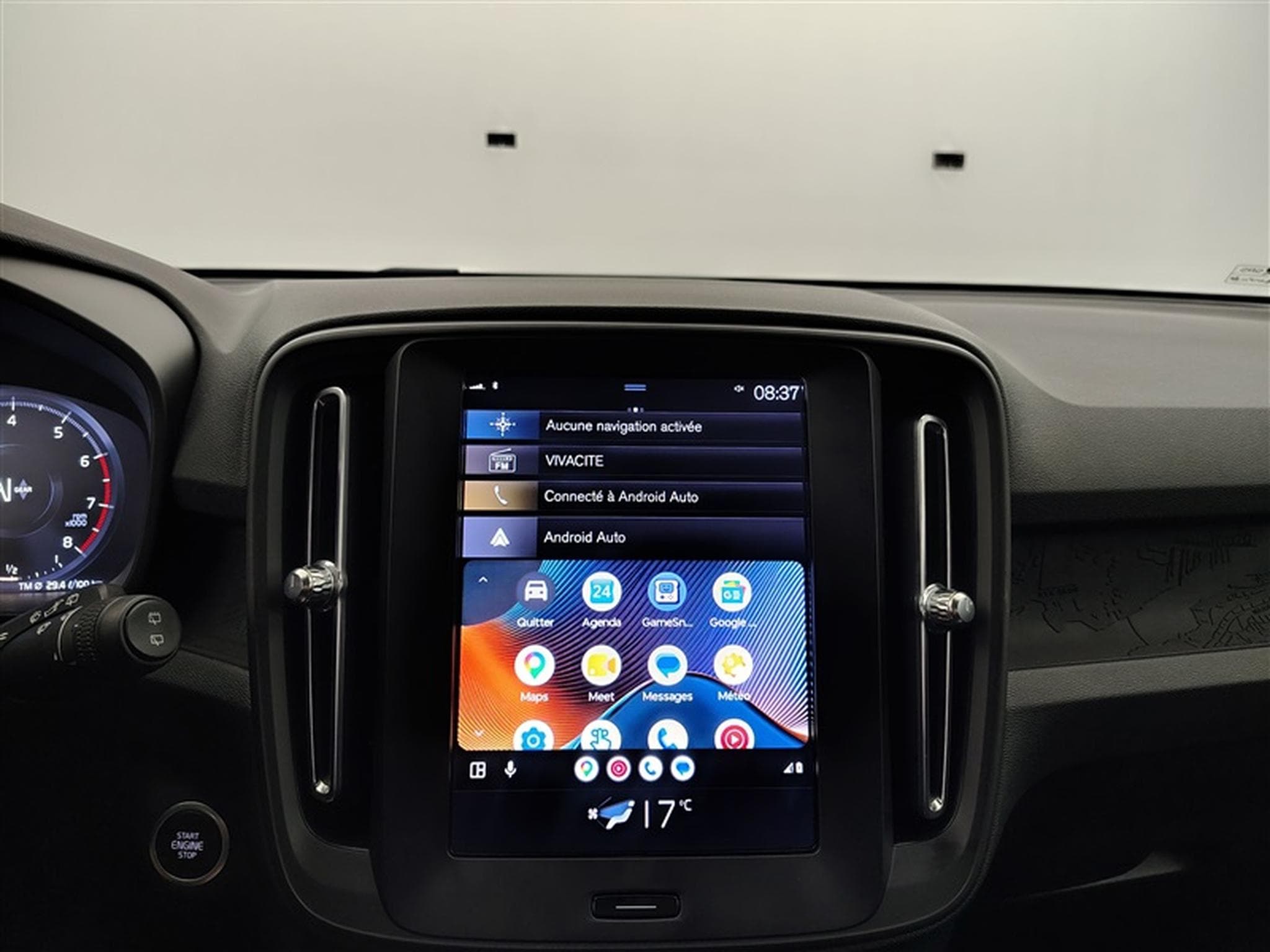 Volvo XC40 1.5 T3 Momentum Core (2020) - Foto 19