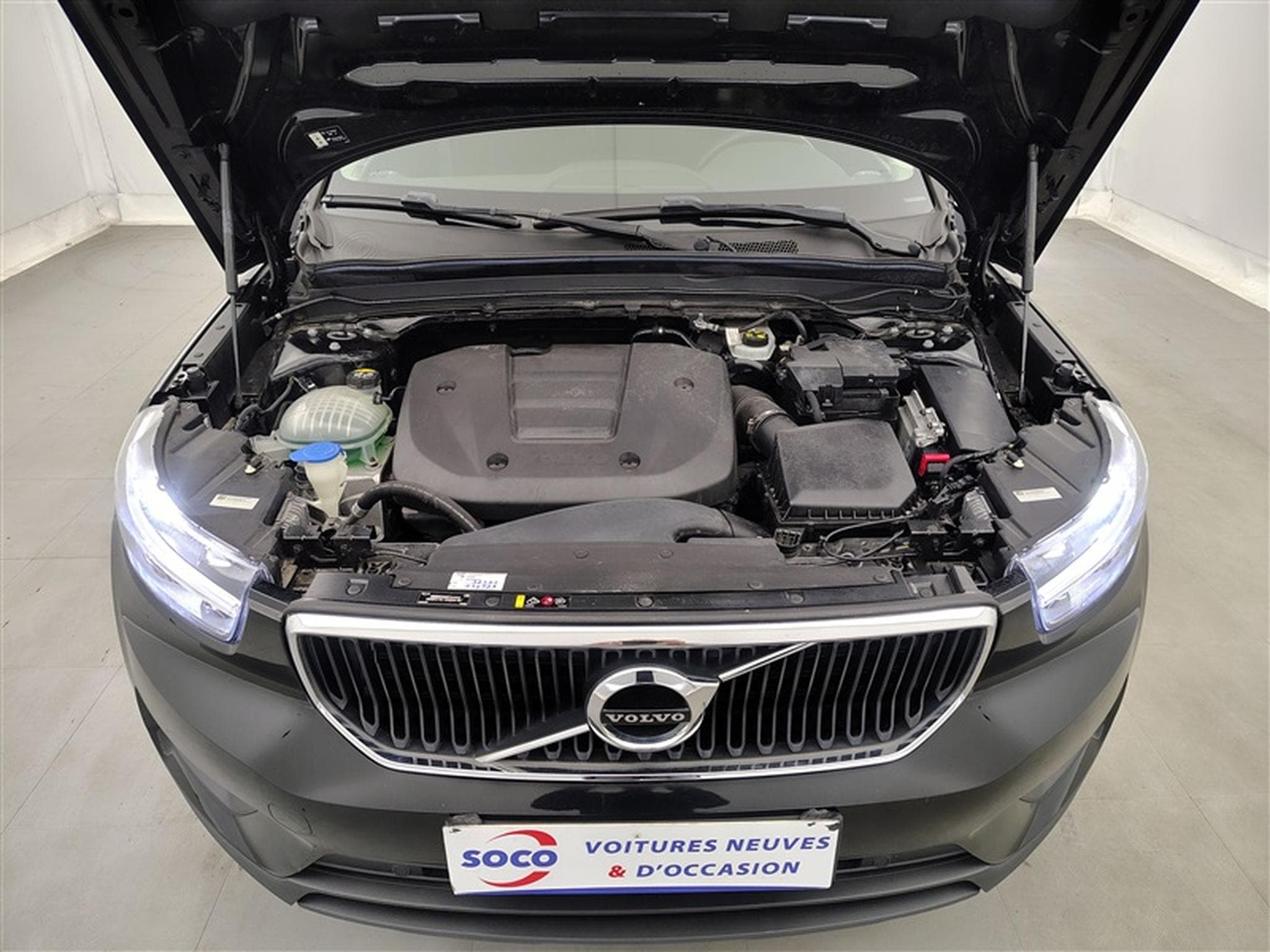 Volvo XC40 1.5 T3 Momentum Core (2020) - Foto 18