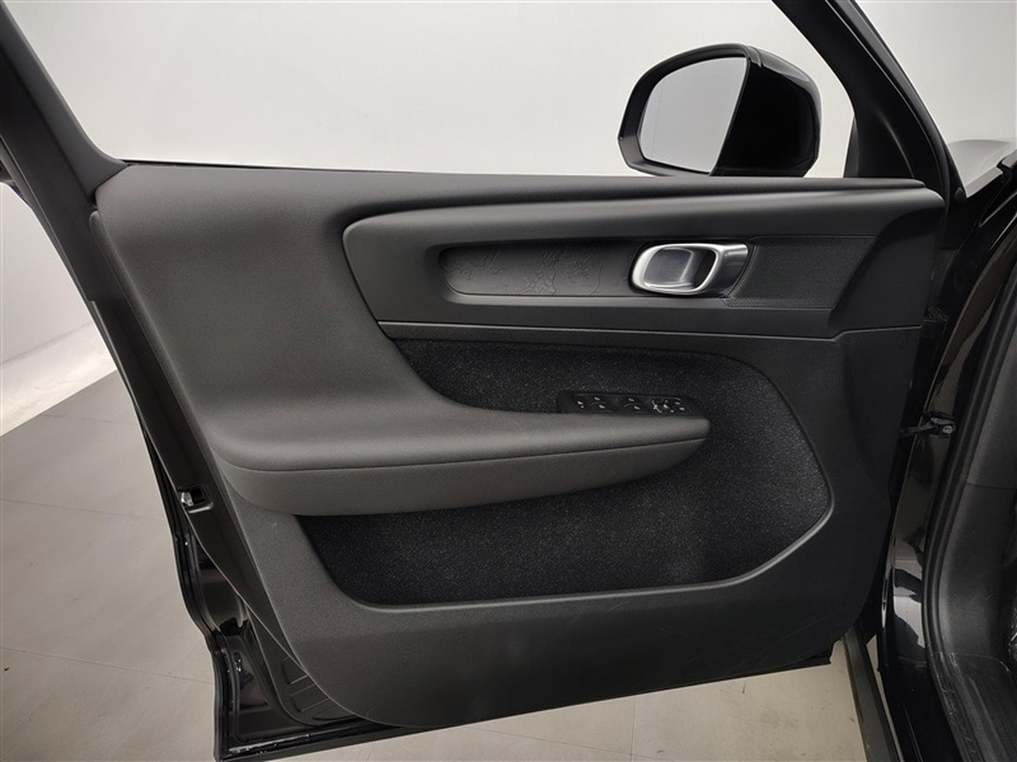 Volvo XC40 1.5 T3 Momentum Core (2020) - Foto 16