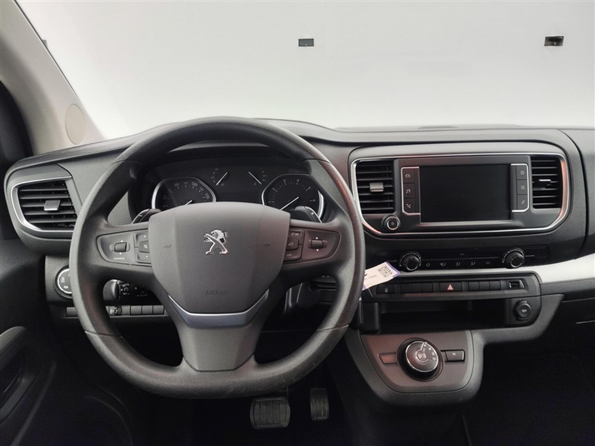 Peugeot Traveller 2.0 BlueHDi AUTO/ 8PL NAVI / LED (2022) - Photo 9